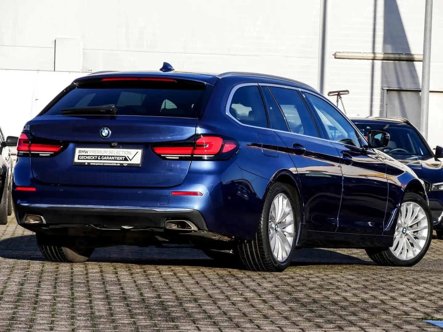 BMW 540 d xDrive LUXURY LINE+AHK+HuD+PANO+DA+PA+HiFi Bleu - 2