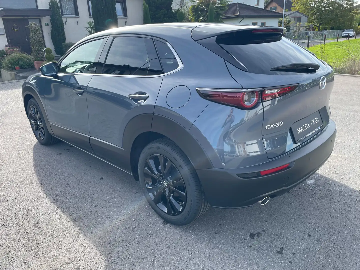Mazda CX-30 e-Skyactive G140 Homura Automatik Rot - 2