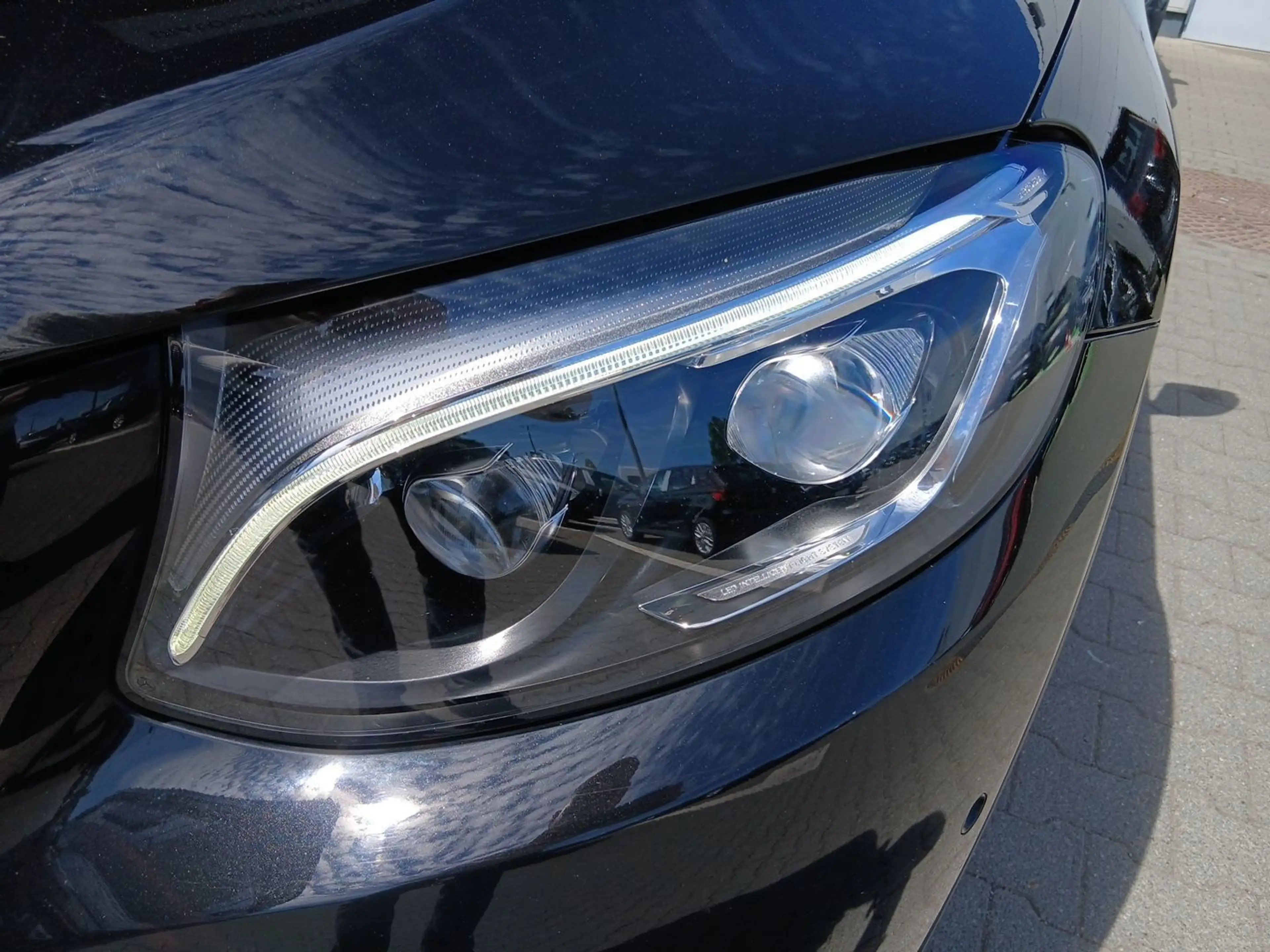 Mercedes-Benz GLC 350 d 4Matic Aut. *StdHz*PANO*360°*AHK*ACC* — photo 8
