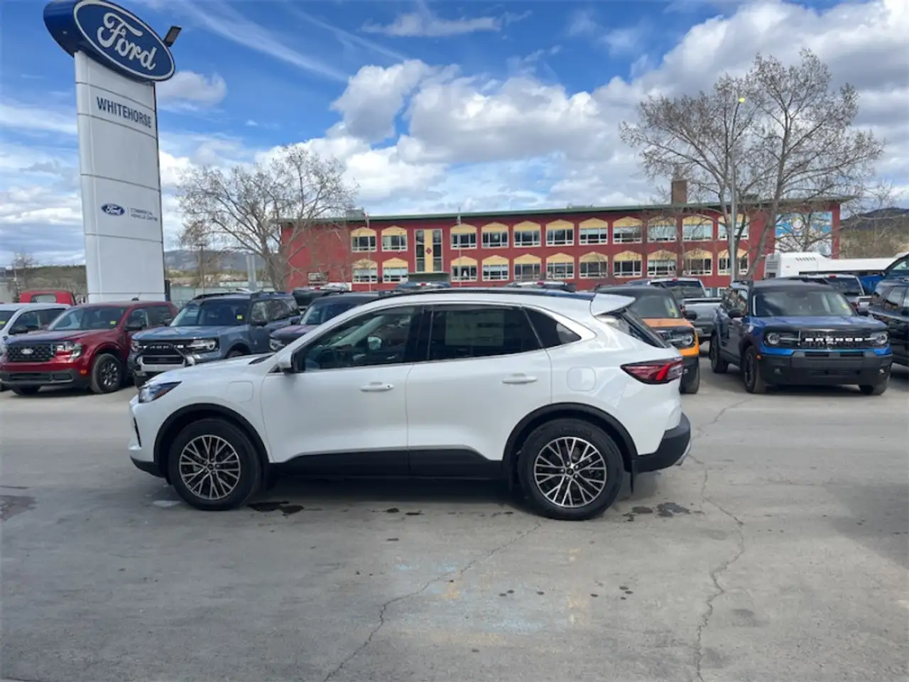 Ford Escape снимка Ford Escape