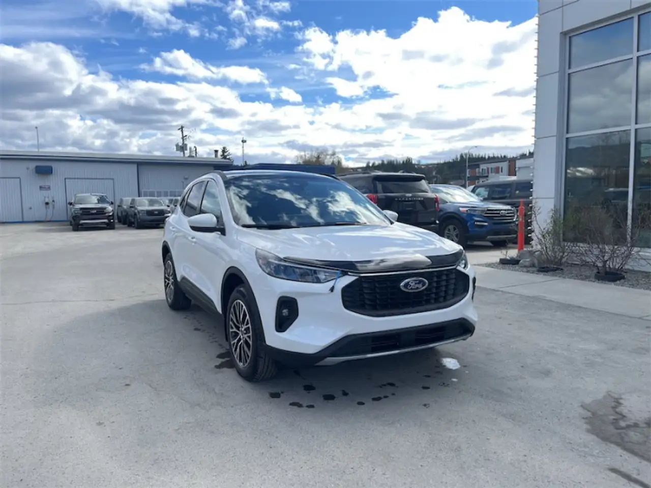 Ford Escape снимка Ford Escape