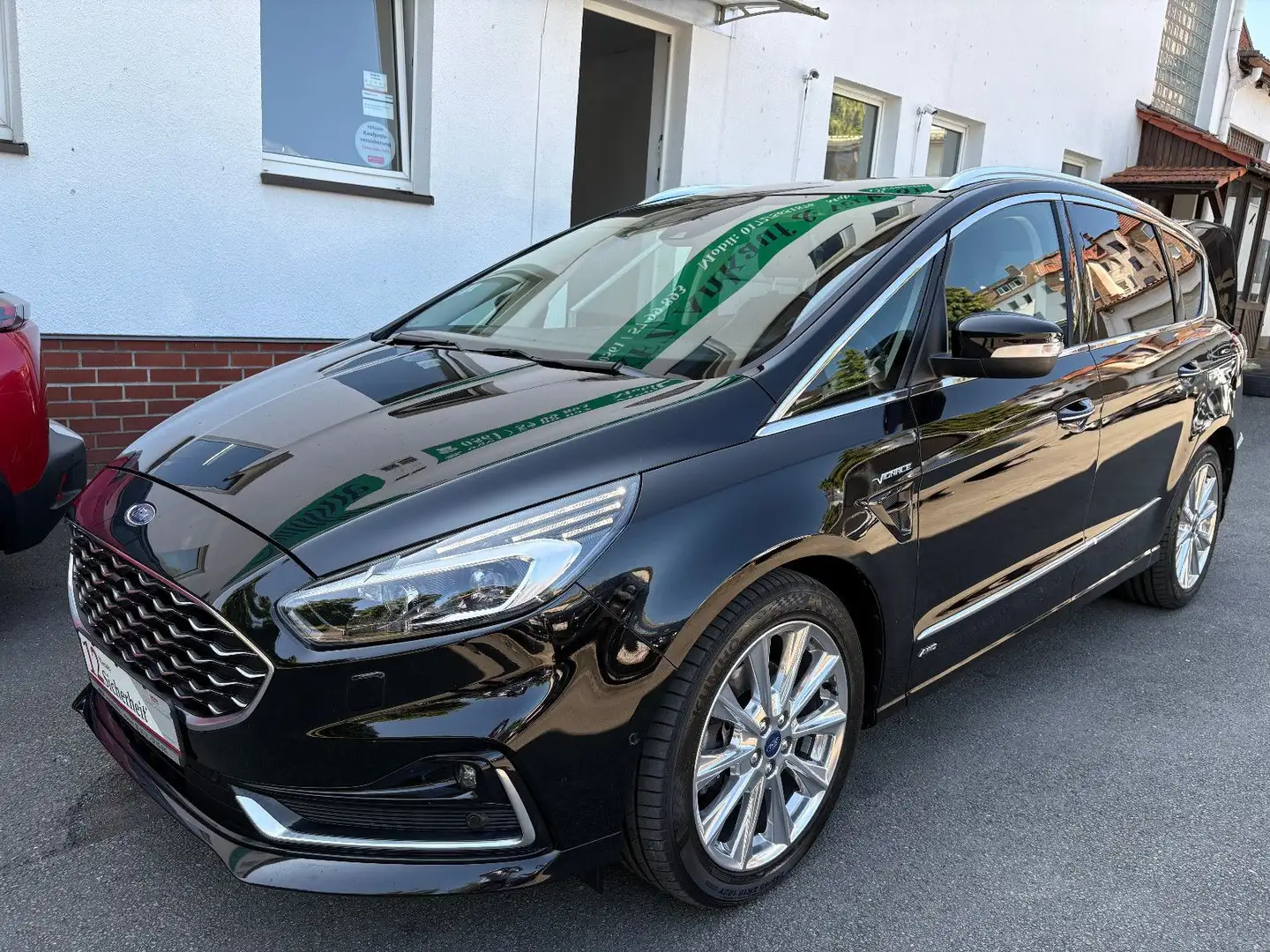 Ford S-Max S-MAX 2.0 EcoBlue Vignale AUT. AWD LED NAVI AHK Noir - 1