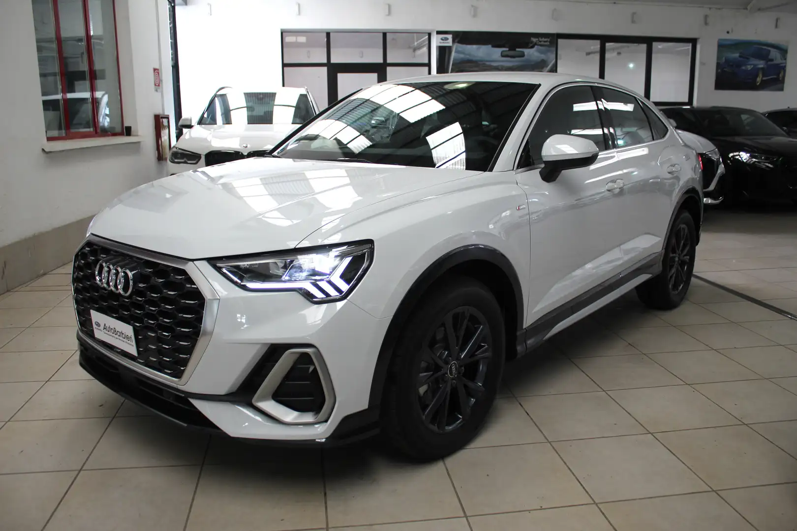 Audi Q3 SPB 35 TDI S LINE - visibile in sede - SPORTBACK Fehér - 1