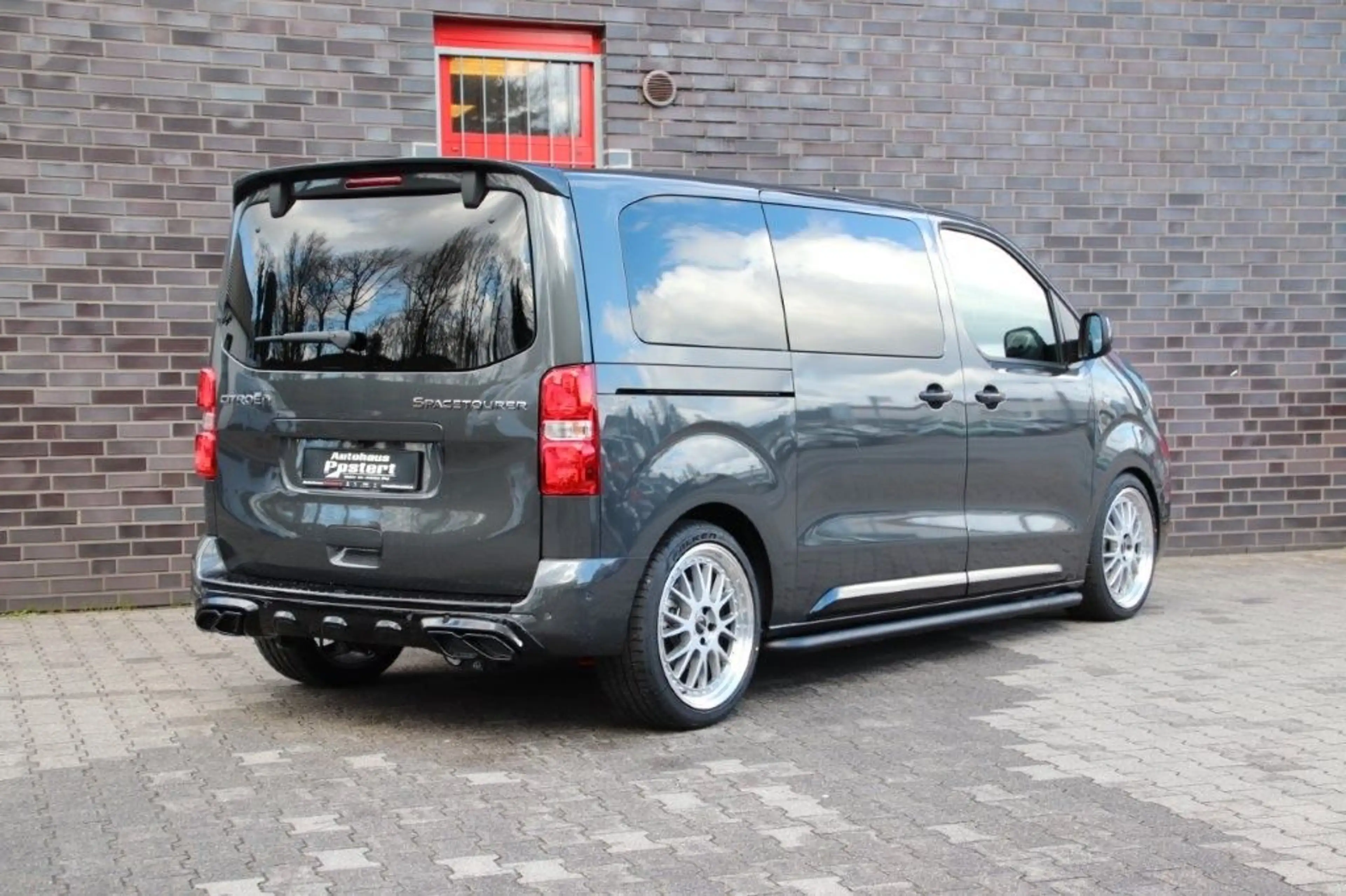 Citroen Spacetourer 2.2 HDi 180 M Max *Musketierumbau* — photo 2
