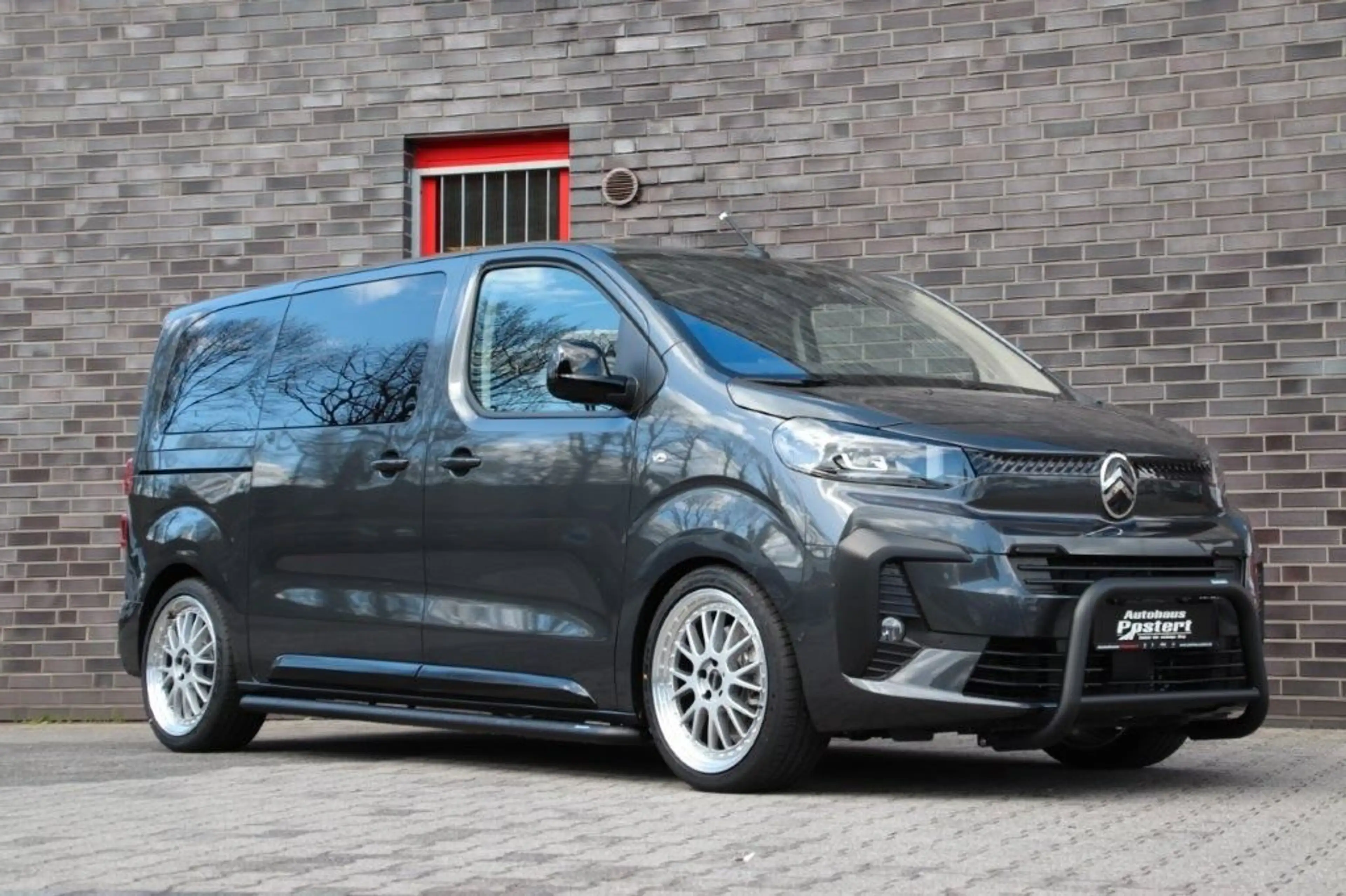 Citroen Spacetourer 2.2 HDi 180 M Max *Musketierumbau*