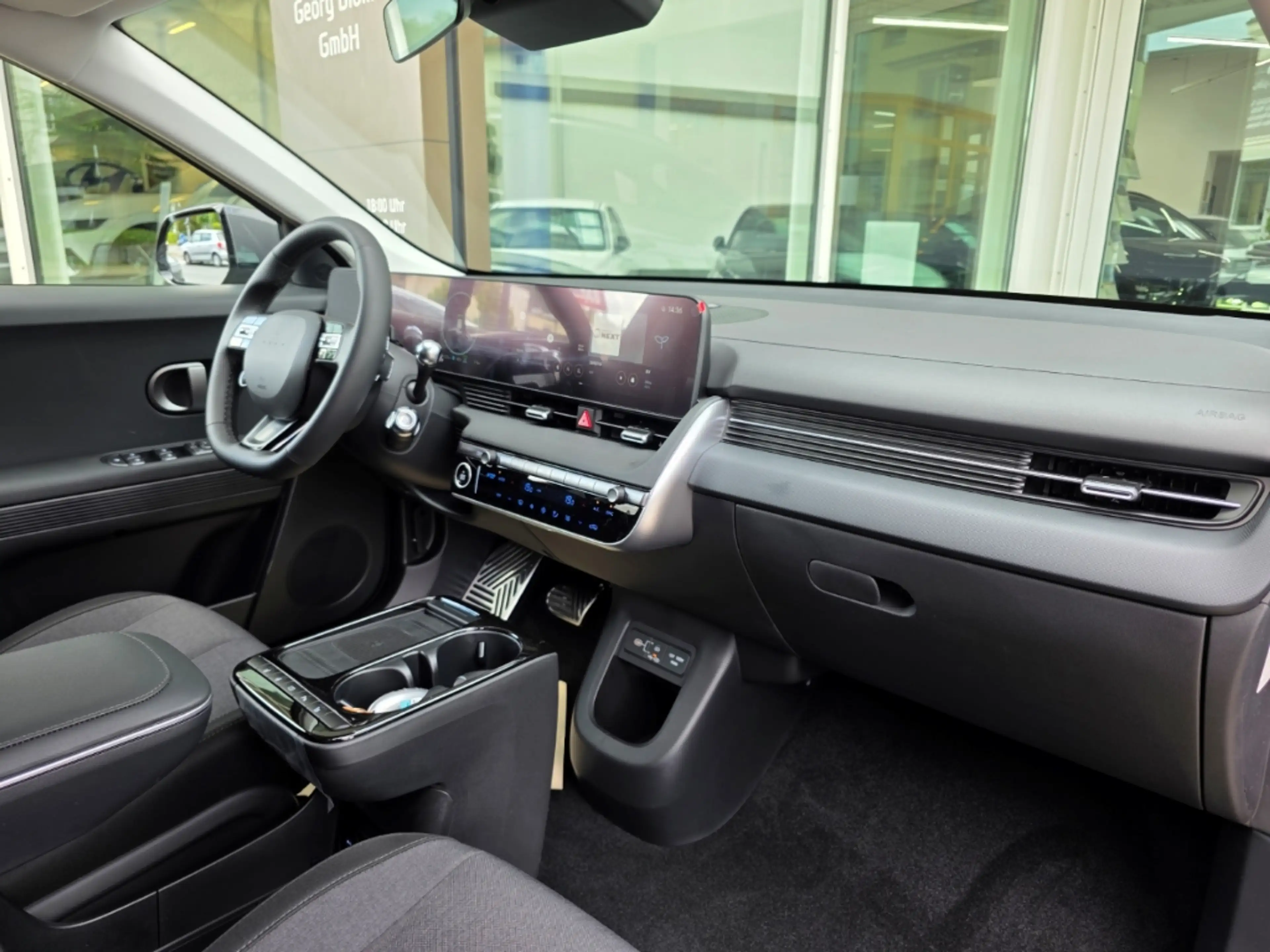 Hyundai IONIQ 5 84 kWh 2WD CENTRIQ MY27 / LED-Paket / Park-Paket / — photo 13