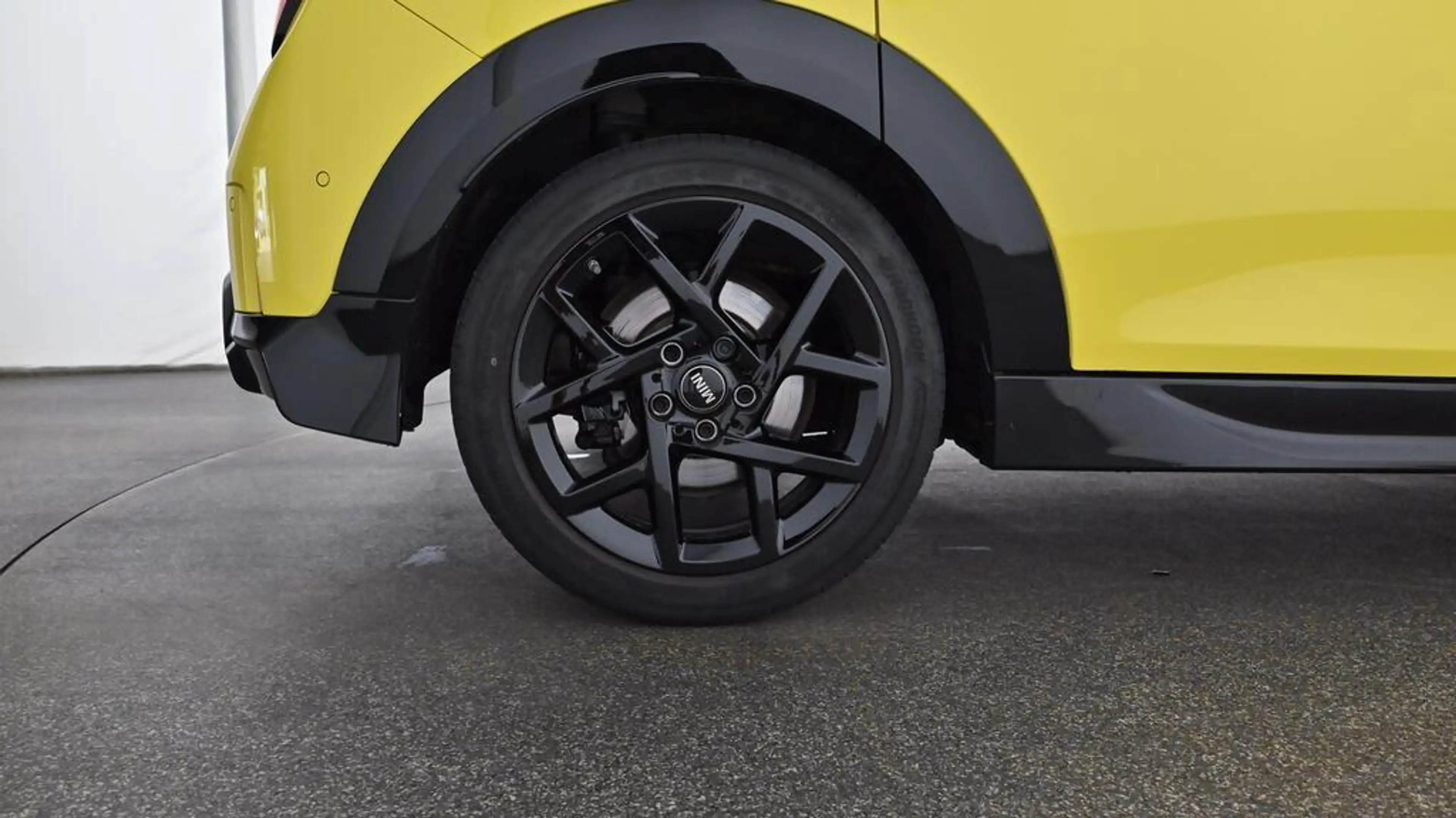 MINI Cooper S John Cooper Works Trim — photo 9