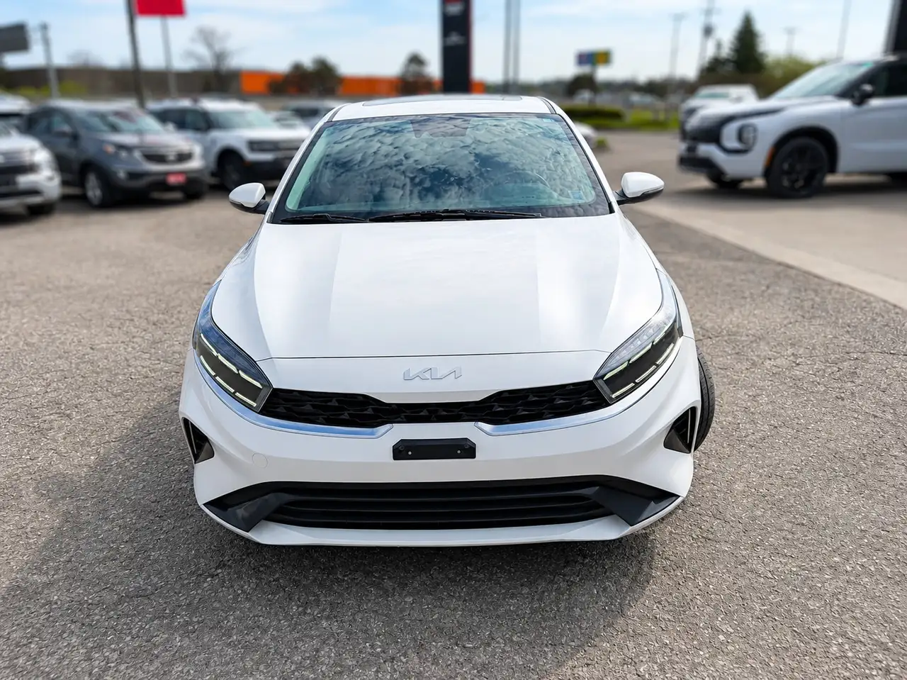 Kia Forte снимка Kia Forte