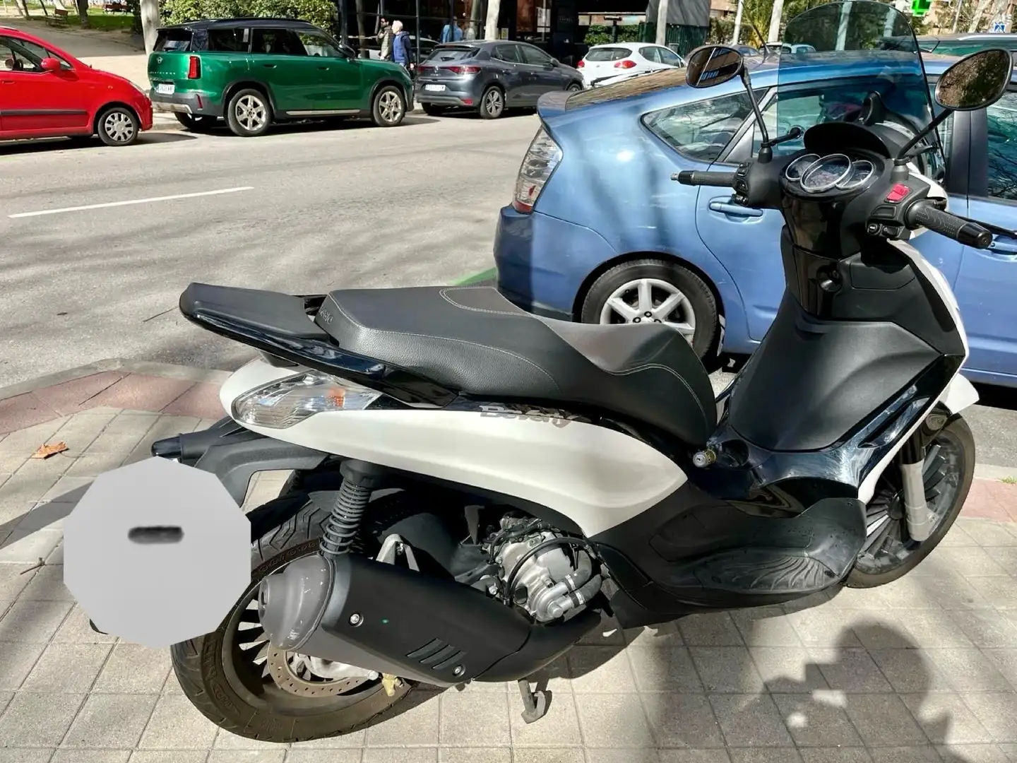 Piaggio Beverly 300 Белый - 2