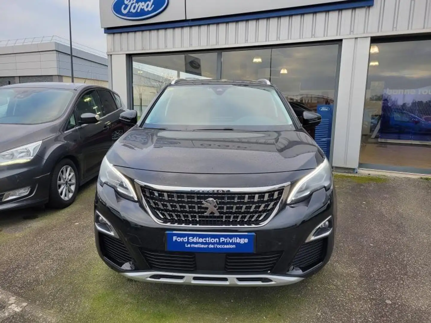 Peugeot 3008 1.5 BlueHDi 130ch S\u0026S Allure Pack EAT8 Noir - 1