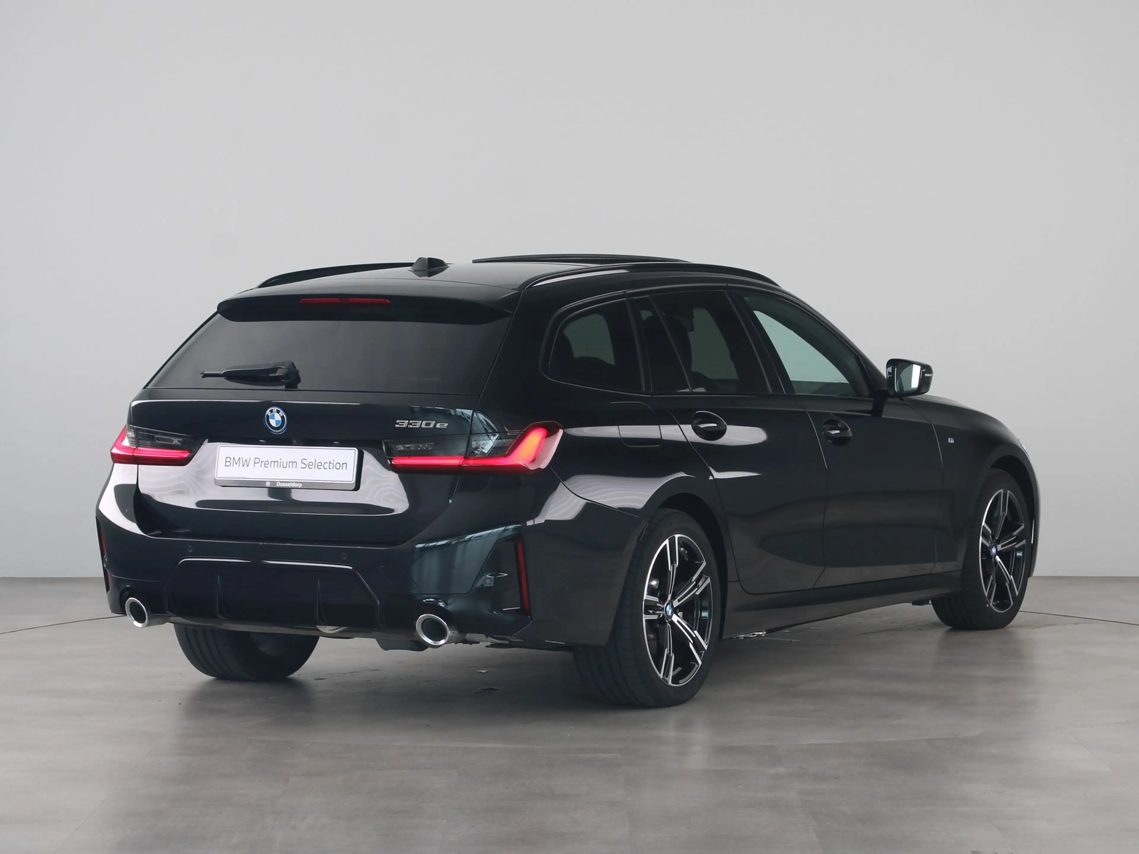 BMW 330 3 Serie Touring 330e M-Sport | Trekhaak | Panorama — photo 8