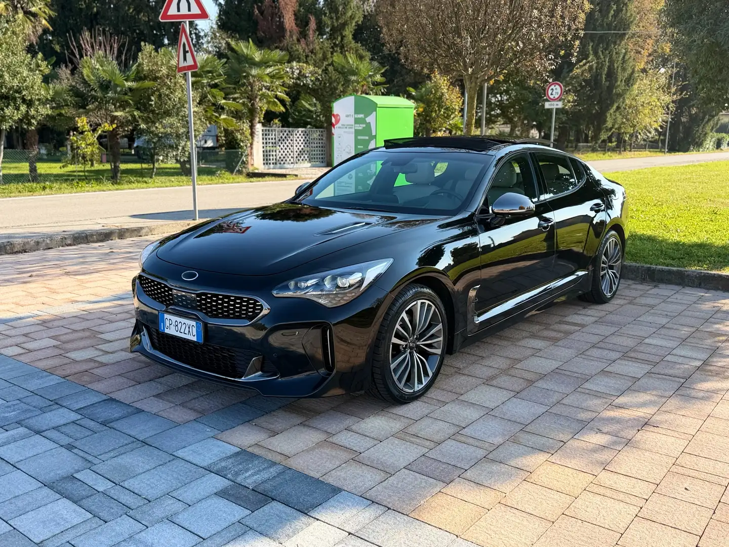 Kia Stinger Nero - 1