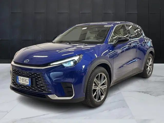 Lexus LBX 1.5 hybrid Elegant 2wd