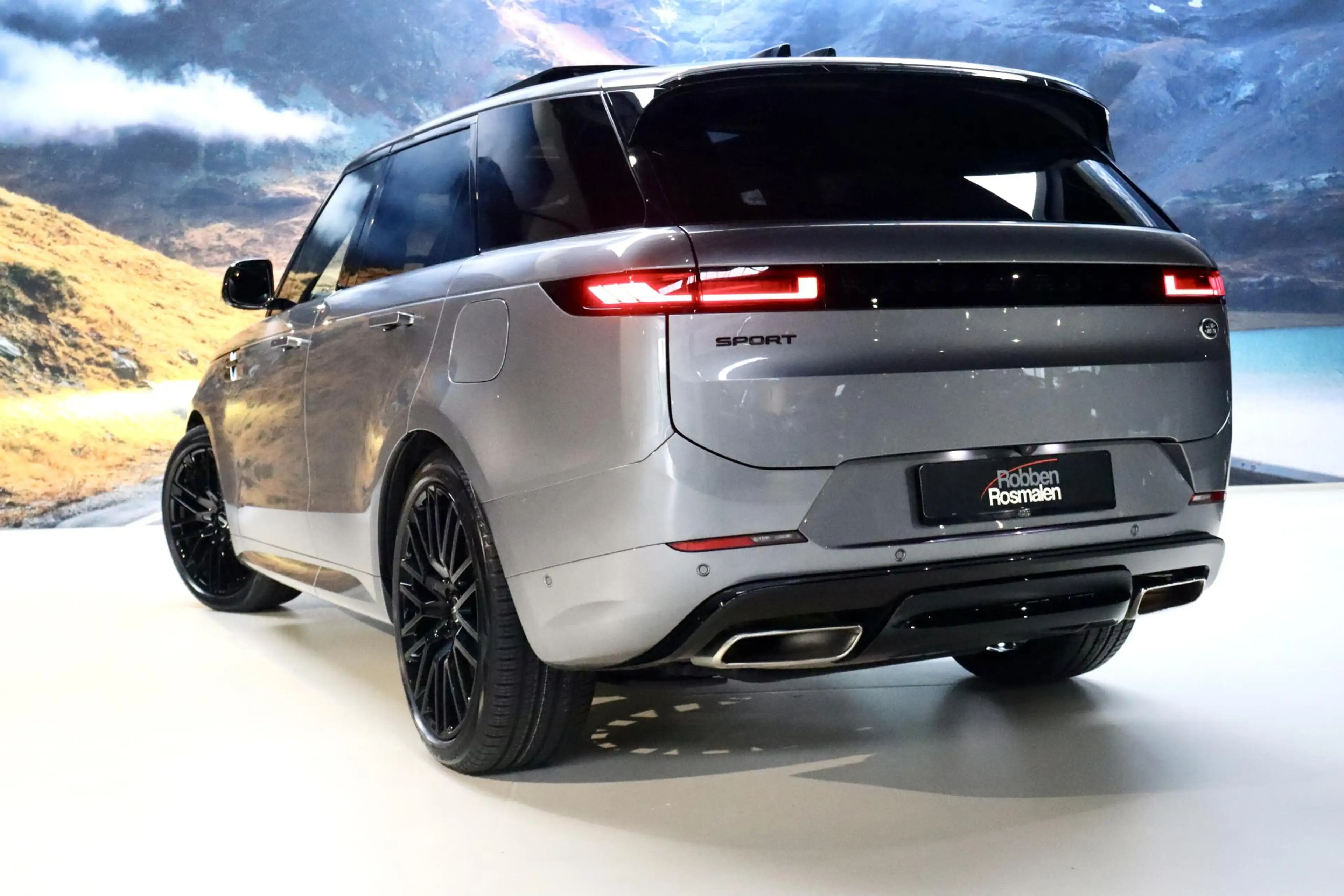 Land Rover Range Rover Sport 3.0 P440e Dynamic HSE MASSAGE|23''|VOL — photo 5