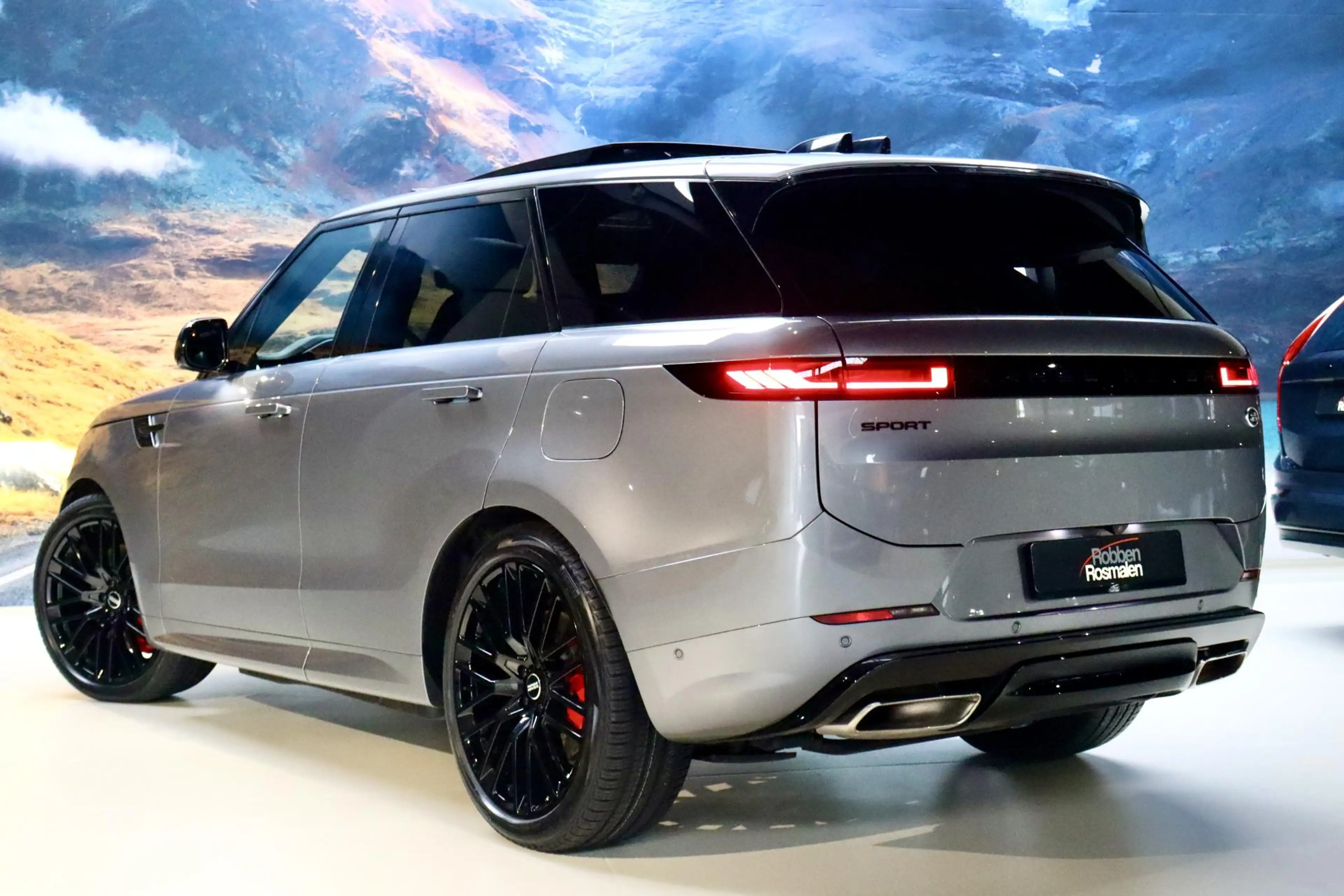Land Rover Range Rover Sport 3.0 P440e Dynamic HSE MASSAGE|23''|VOL — photo 4