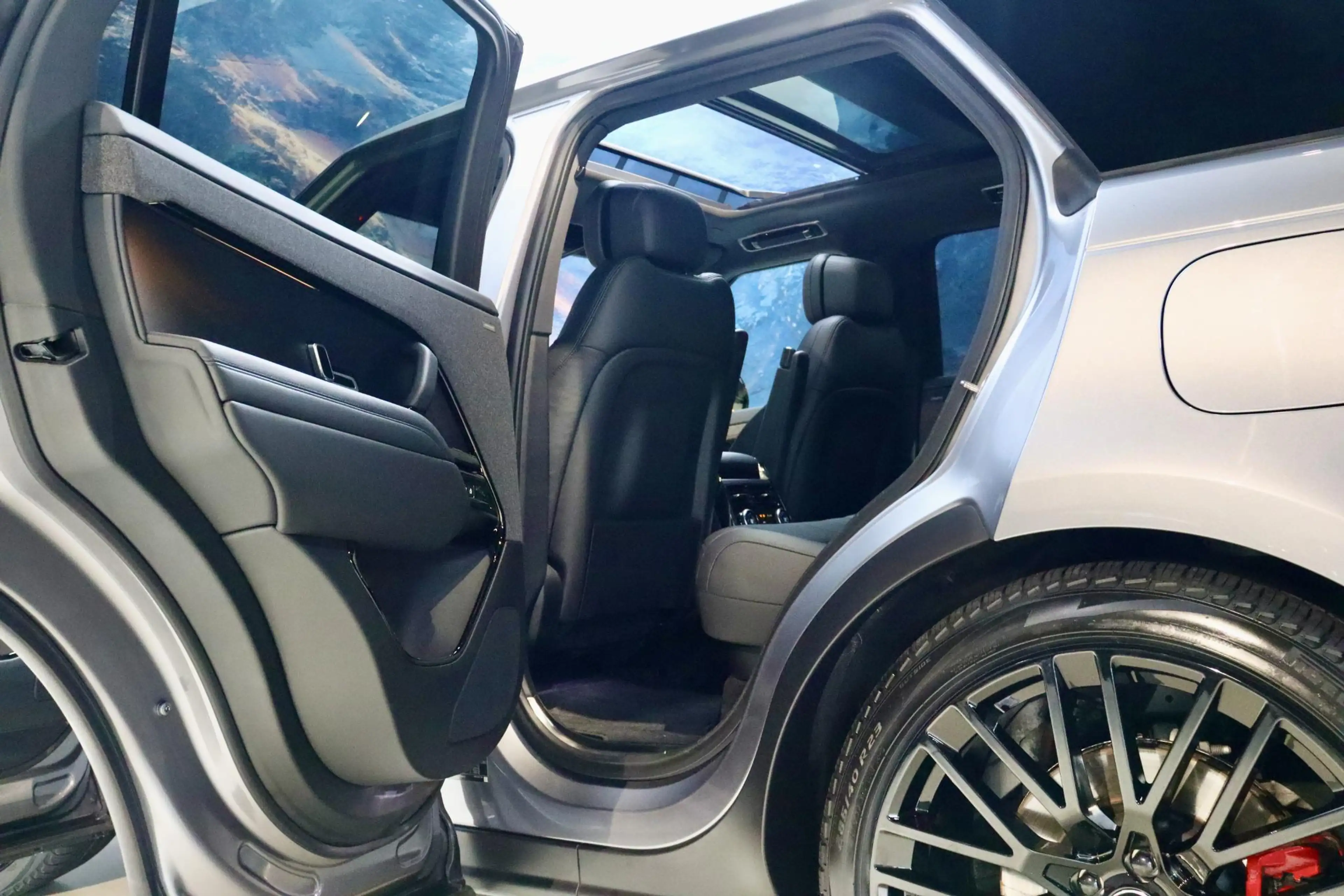 Land Rover Range Rover Sport 3.0 P440e Dynamic HSE MASSAGE|23''|VOL — photo 13