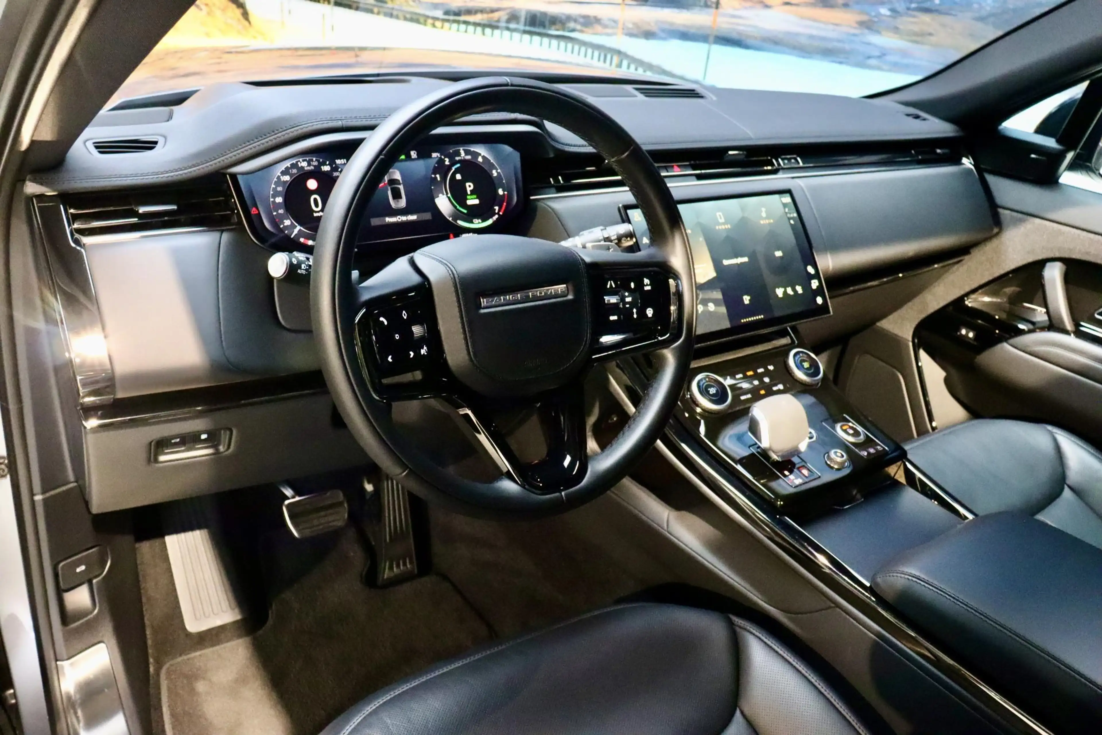 Land Rover Range Rover Sport 3.0 P440e Dynamic HSE MASSAGE|23''|VOL — photo 10