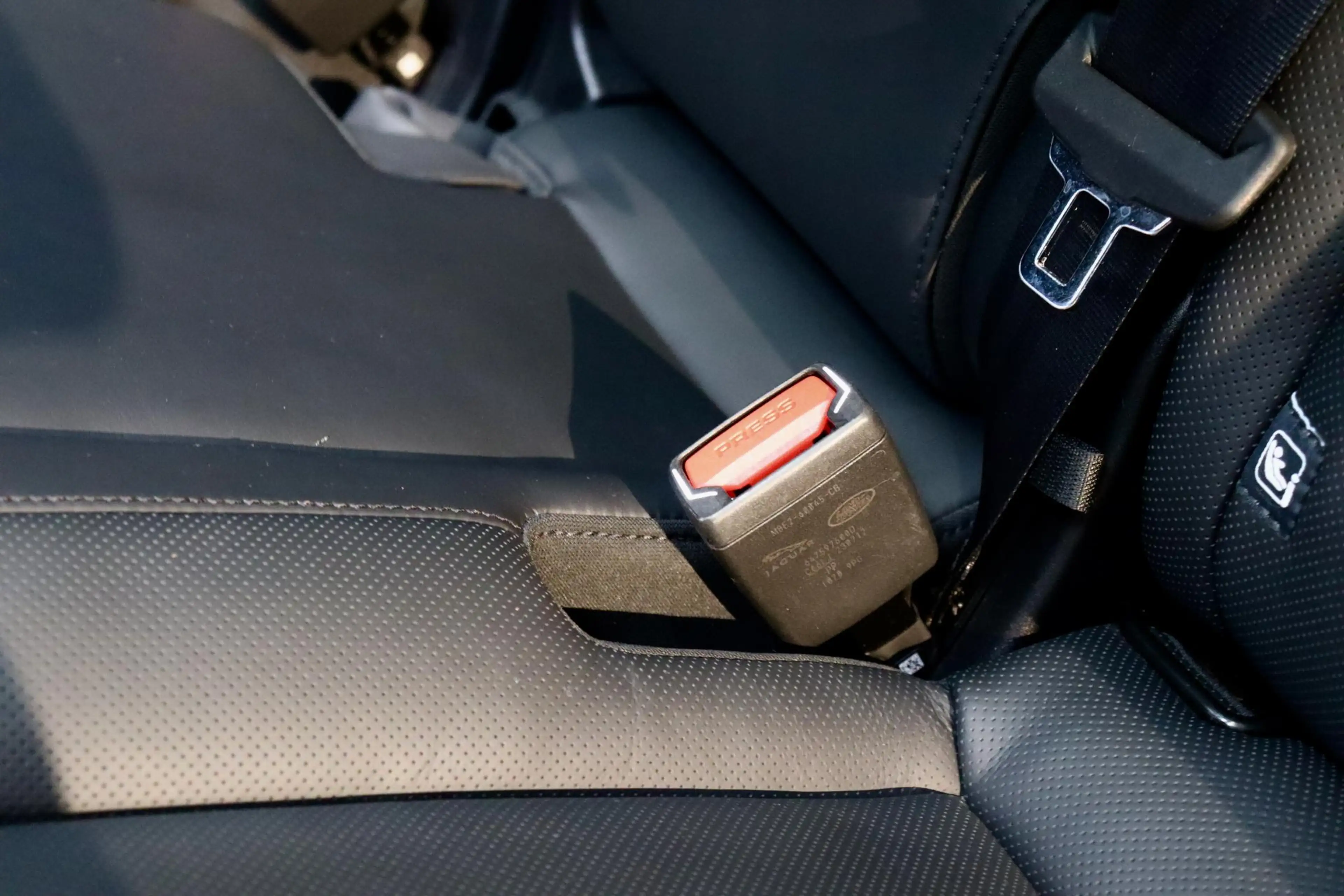 Land Rover Range Rover Sport 3.0 P440e Dynamic HSE MASSAGE|23''|VOL — photo 16