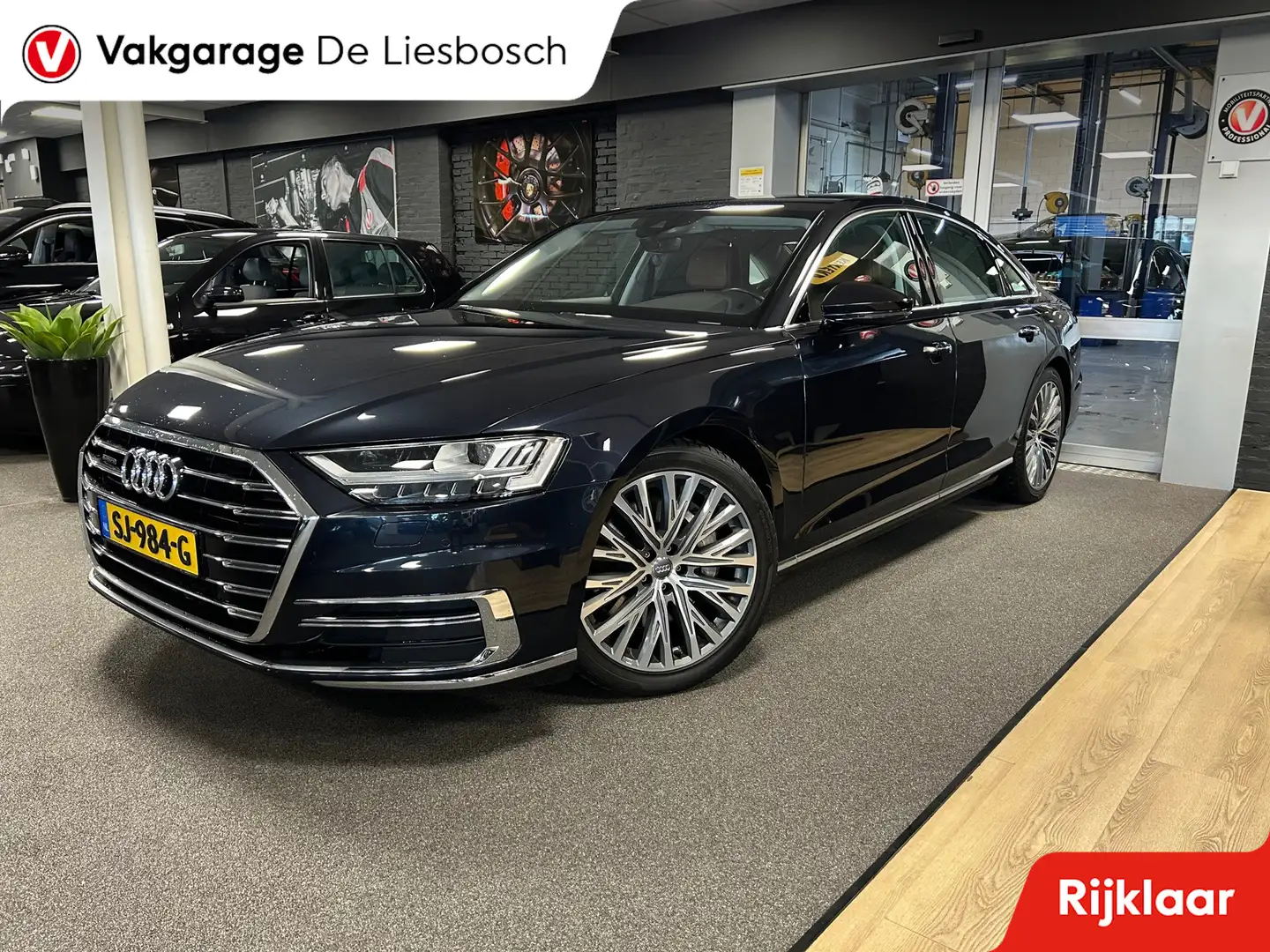 Audi A8 55 TFSI quattro / Leder / Navigatie / 20inch / B&O Blau - 1