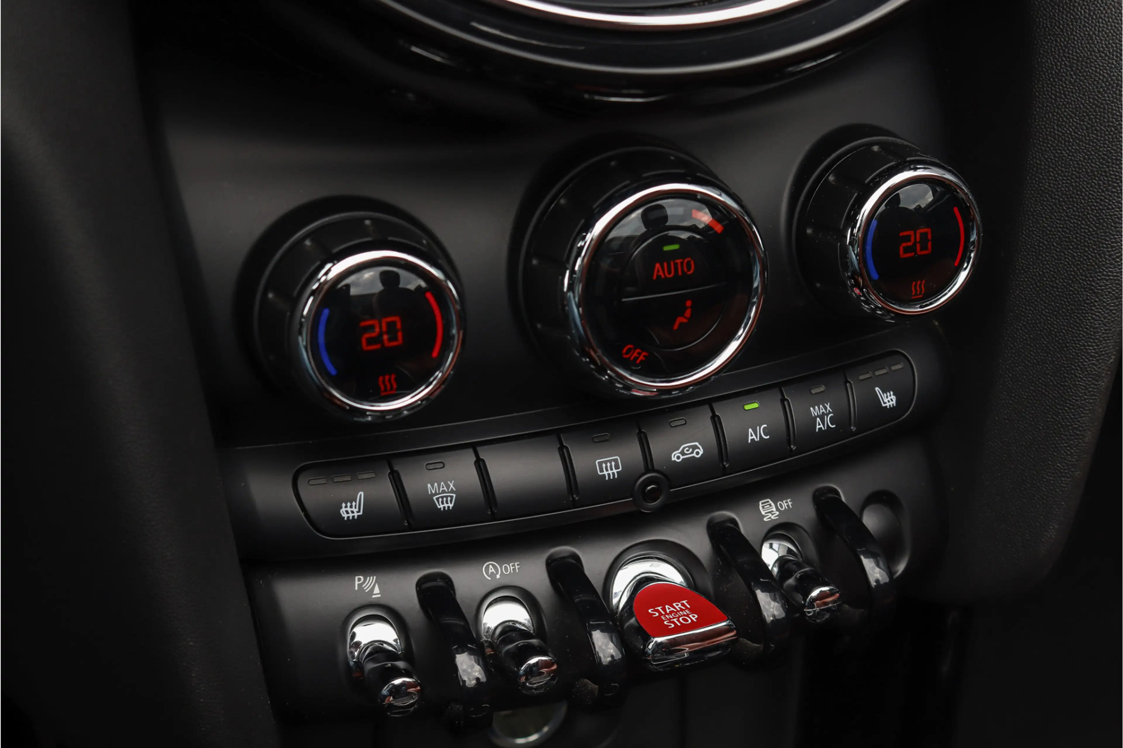 MINI Cooper S Cabrio 2.0 Chili Navi Climate H&K Audio Camera — photo 17