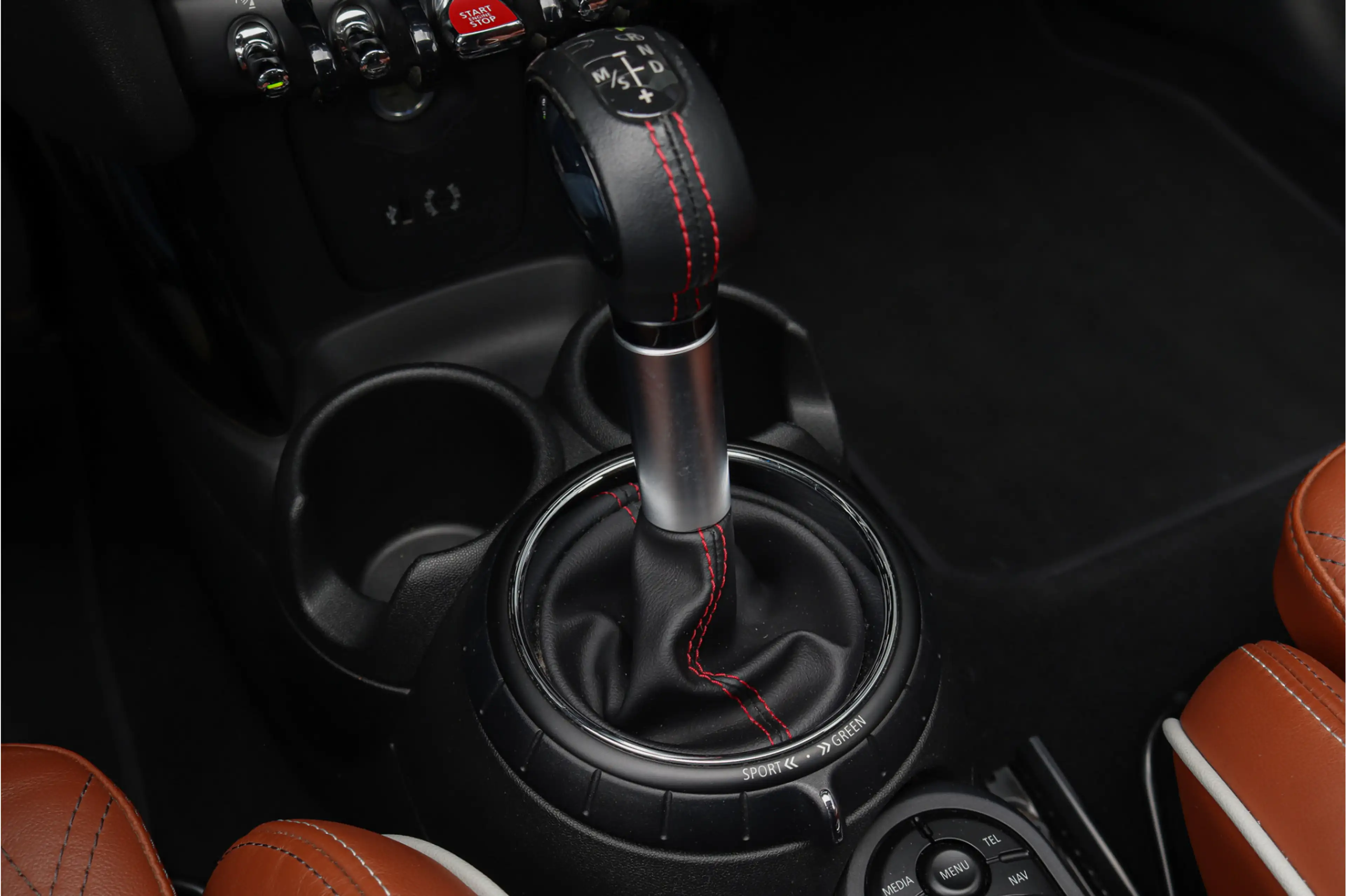 MINI Cooper S Cabrio 2.0 Chili Navi Climate H&K Audio Camera — photo 19