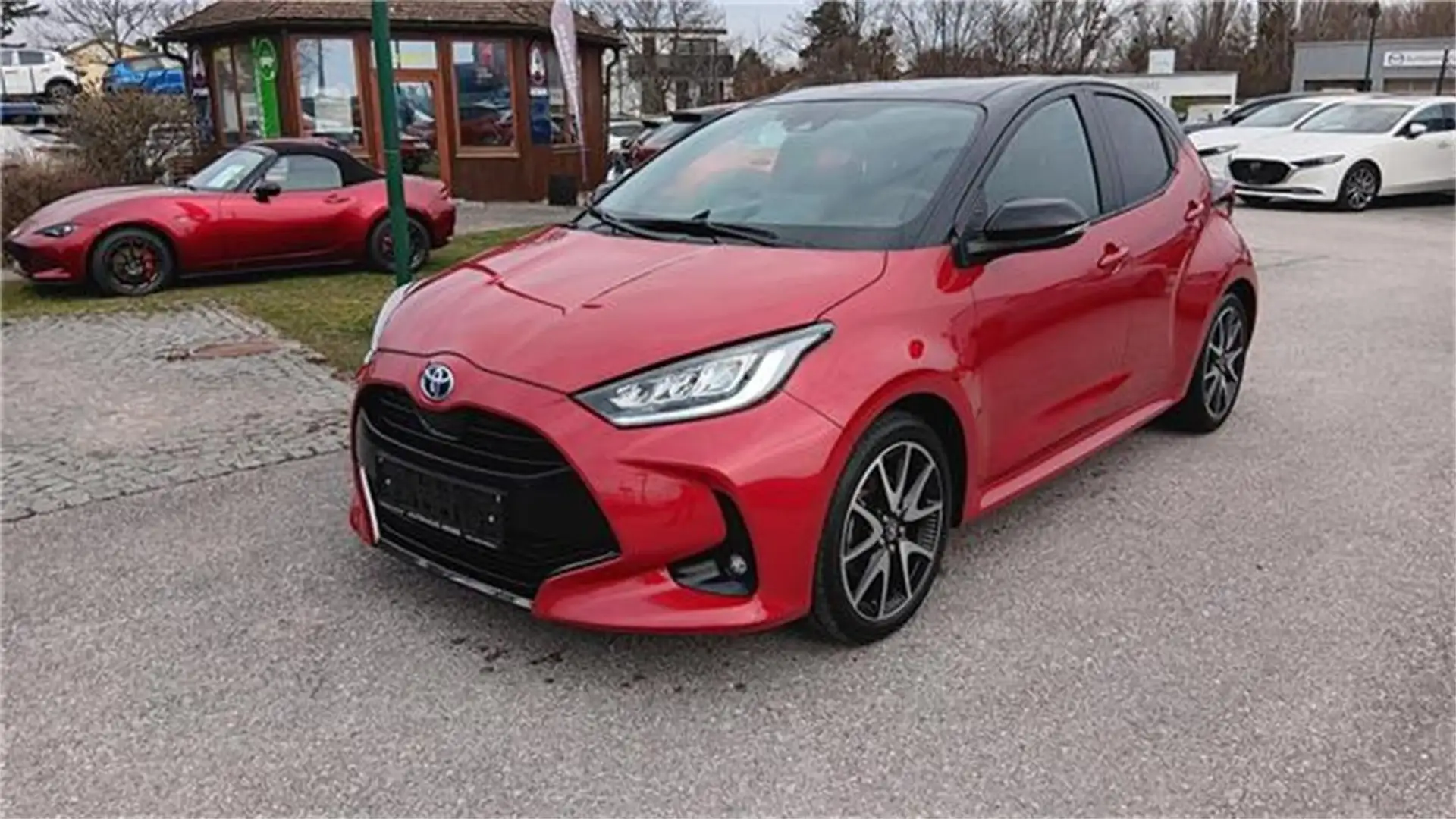 Toyota Yaris 1,5 VVT-i Hybrid Style Rot - 1