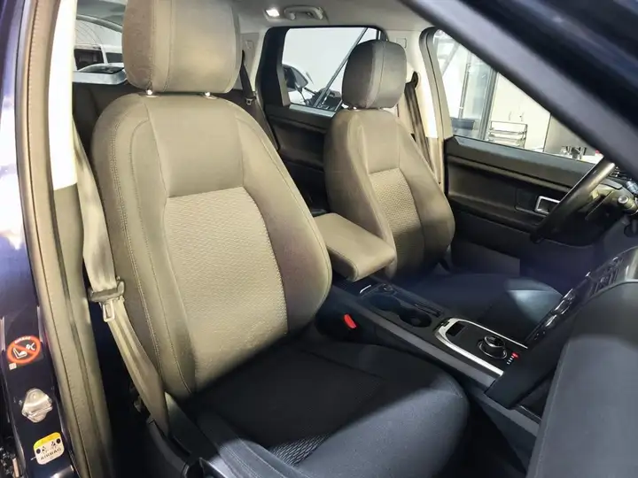 Land Rover Discovery Sport 2019, foto 10
