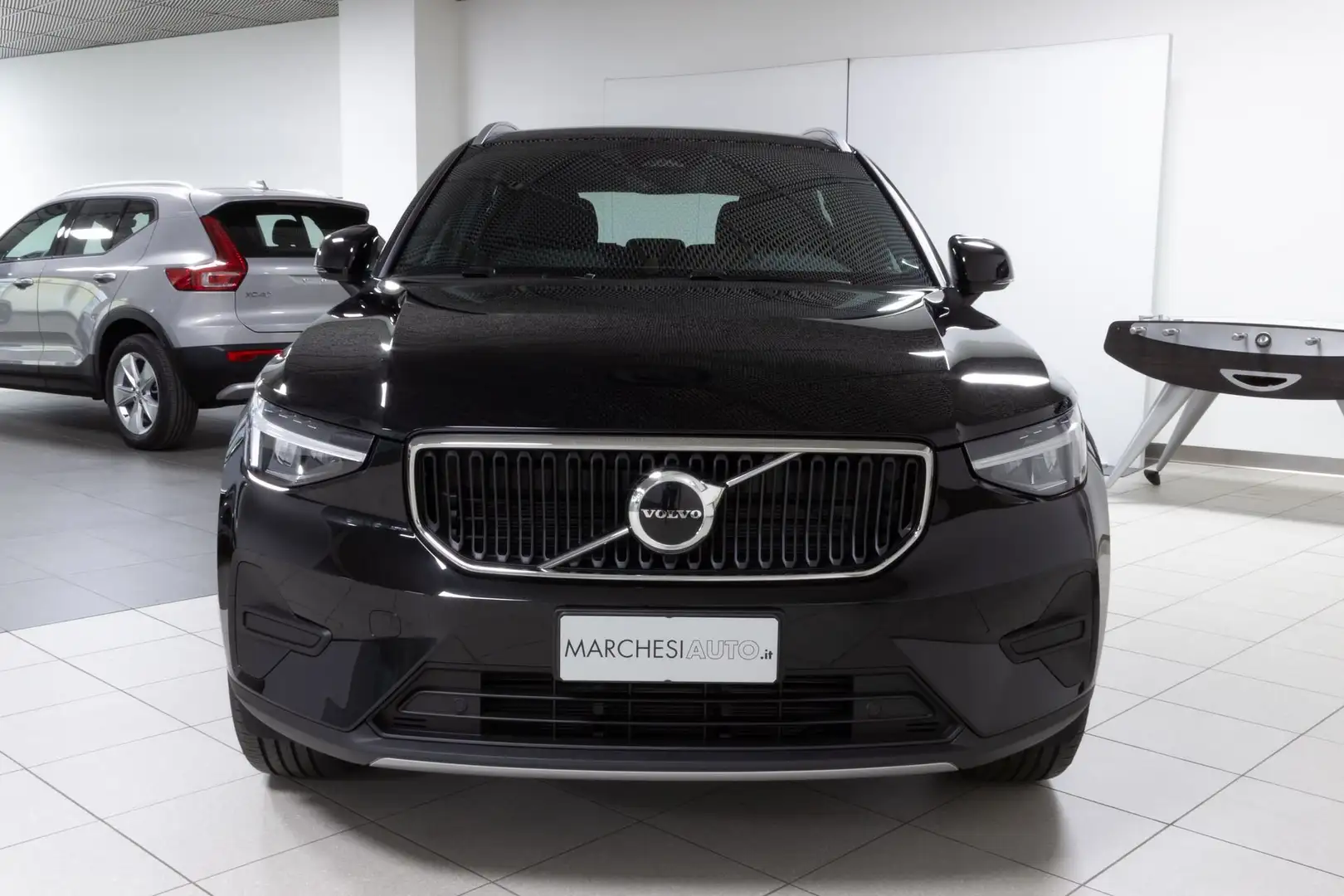 Volvo XC40 B3 Core Mild-Hybrid Automatico Noir - 1