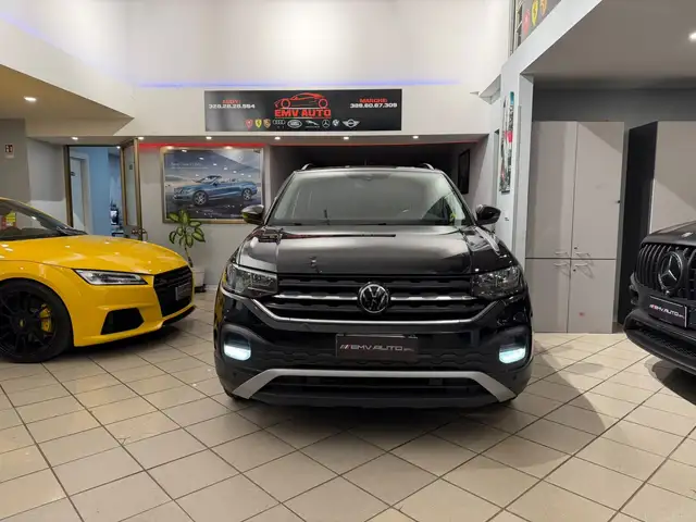 Volkswagen T-Cross view 2