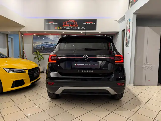 Volkswagen T-Cross view 12