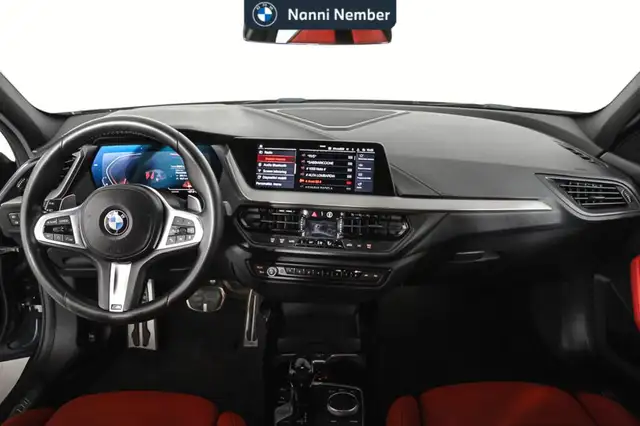 BMW 1 Series view 10