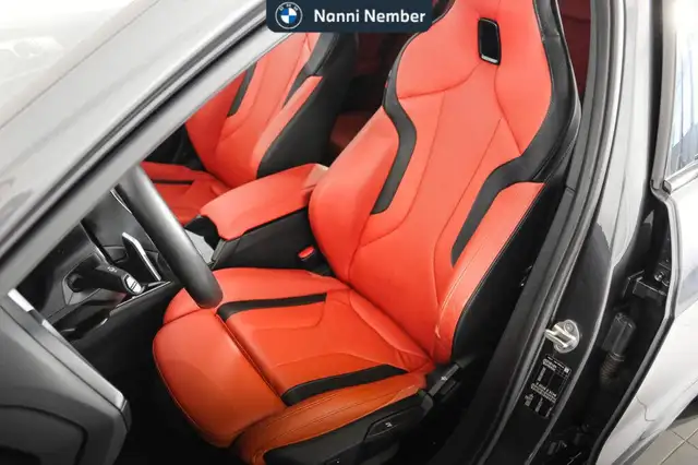 BMW 1 Series view 13