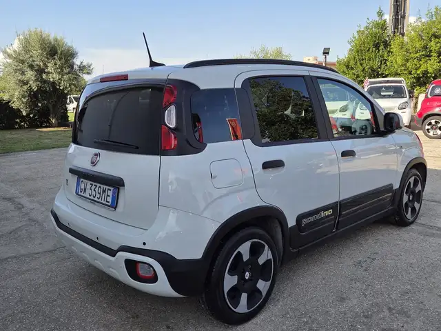 Fiat New Panda Pandina 31.12.2024 Cross 1.0 firefly hybrid s 18.000km