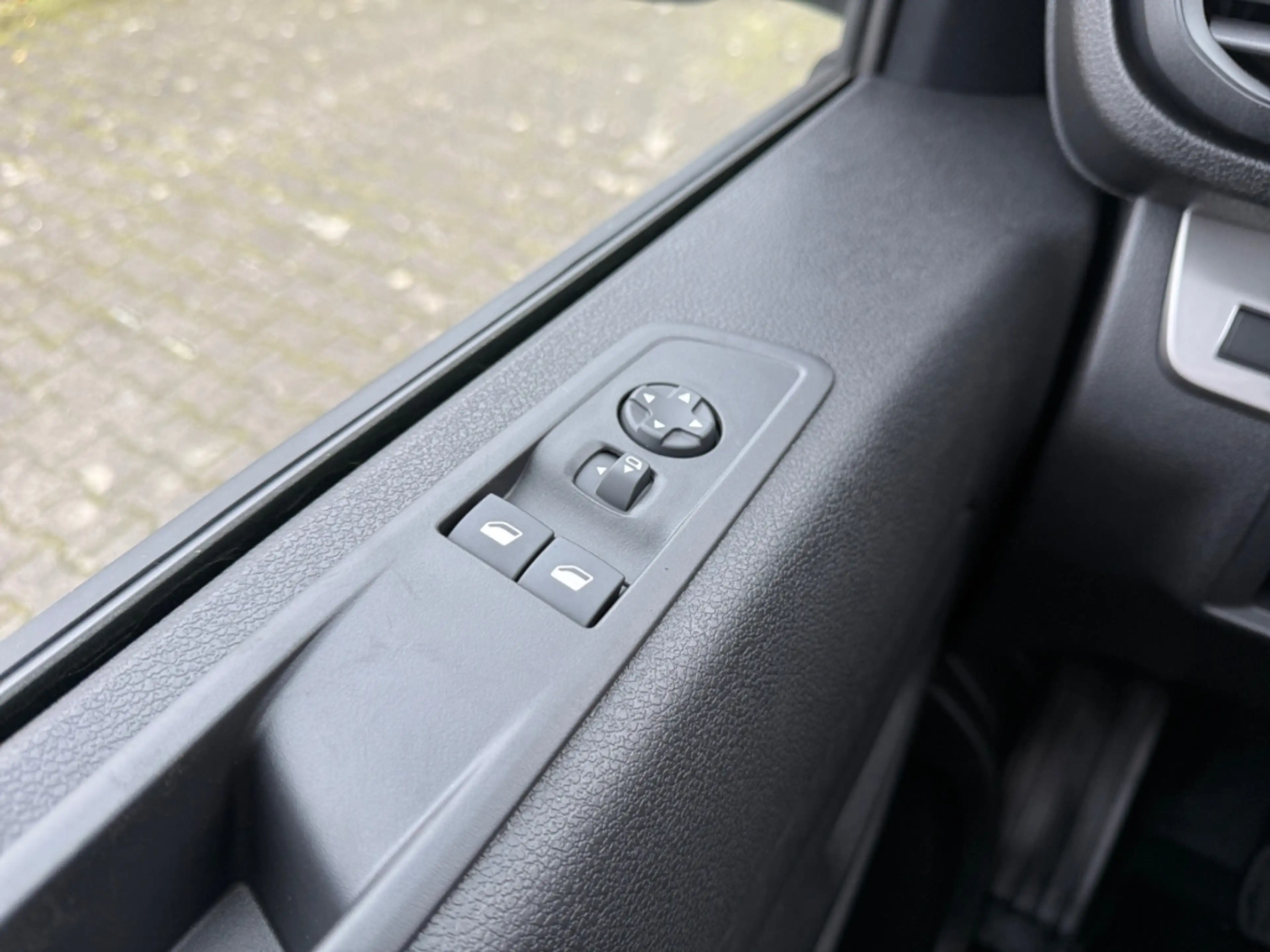 Toyota Proace 1.5L Diesel (120 PS) 6 MT (2x4) 4 Türen L — photo 14