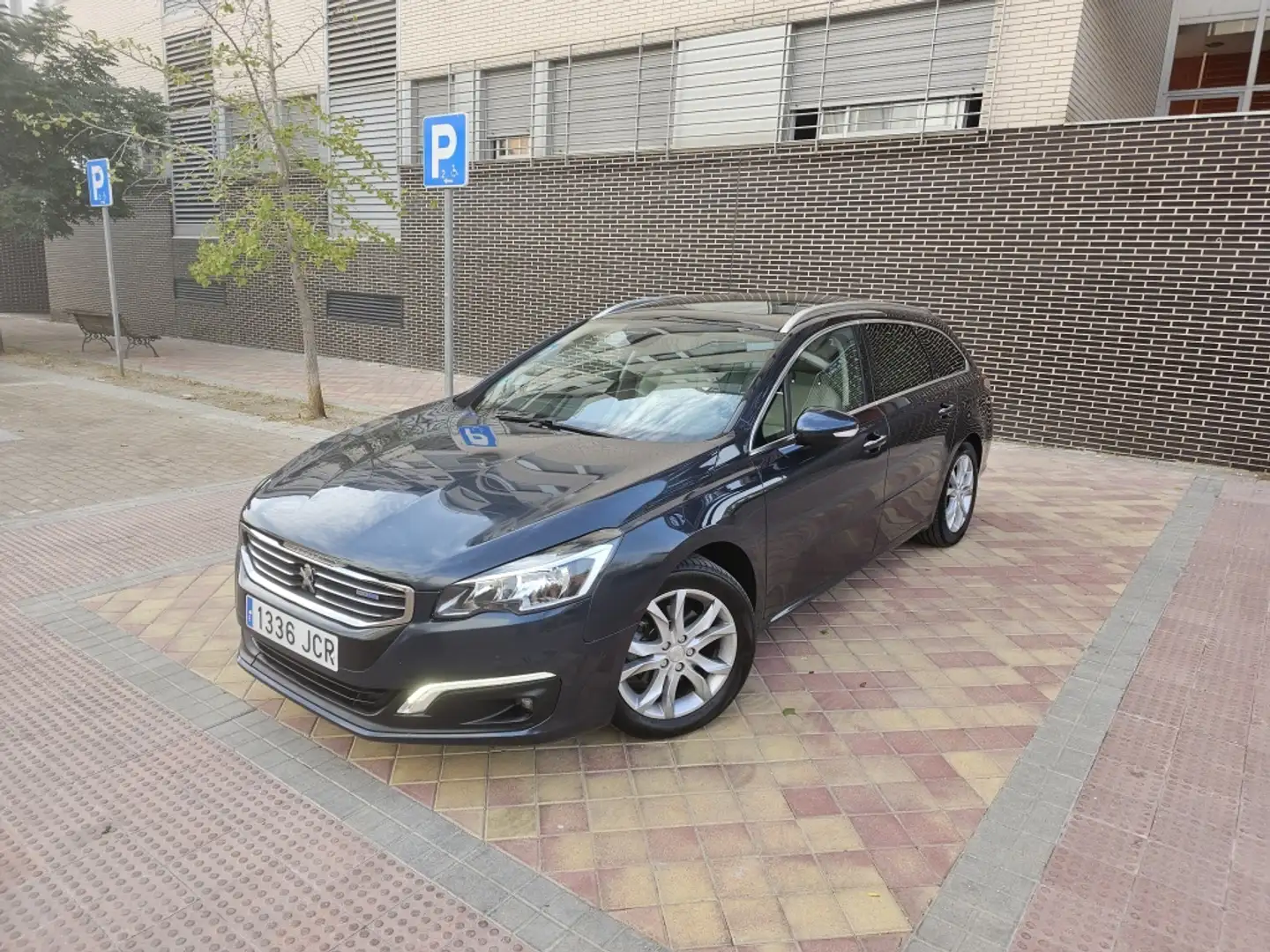 Peugeot 508 SW 2.0BlueHDI Allure 150 Azul - 1
