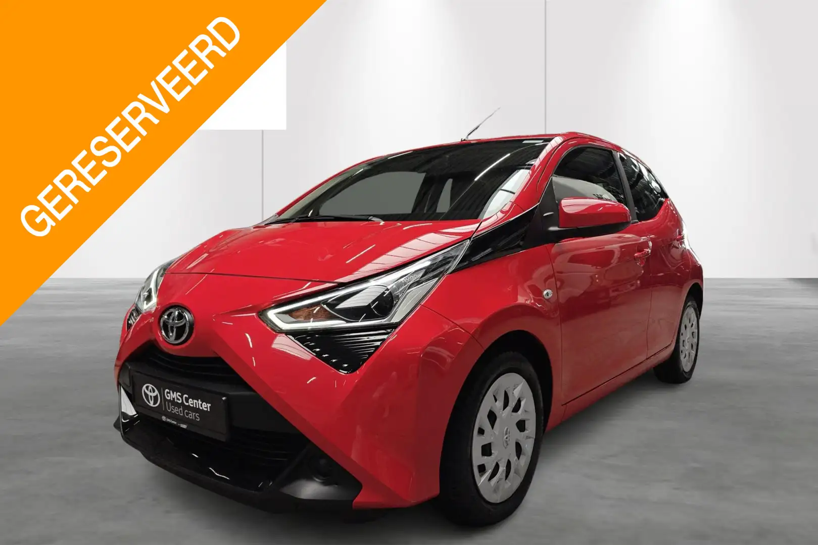 Toyota Aygo 1.0 VVT-i x-play II - incl 2 jaar KARE Rouge - 1