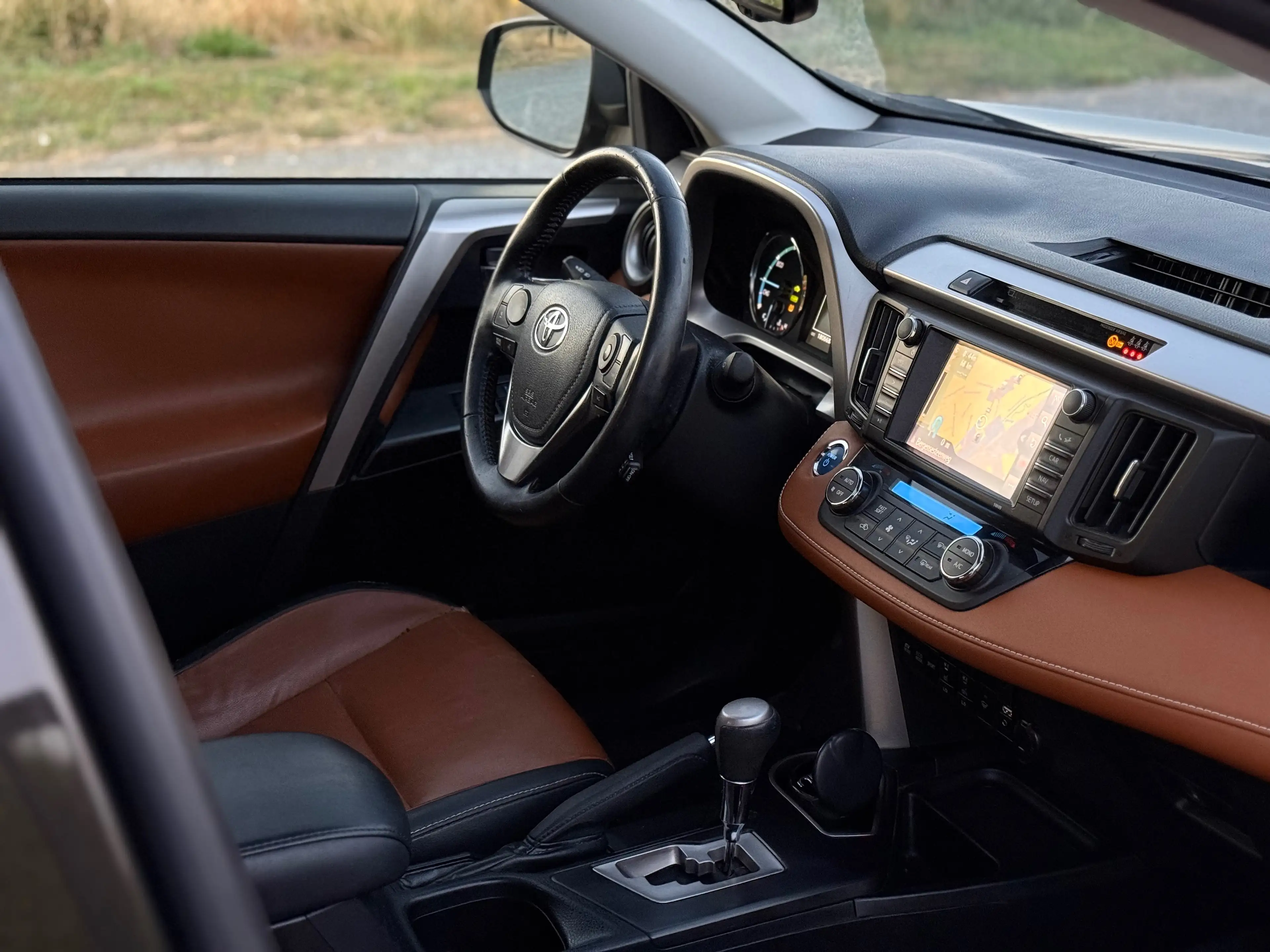 Toyota RAV 4 RAV4 Hybrid 2.5i e-AWD Premium CVT — photo 14