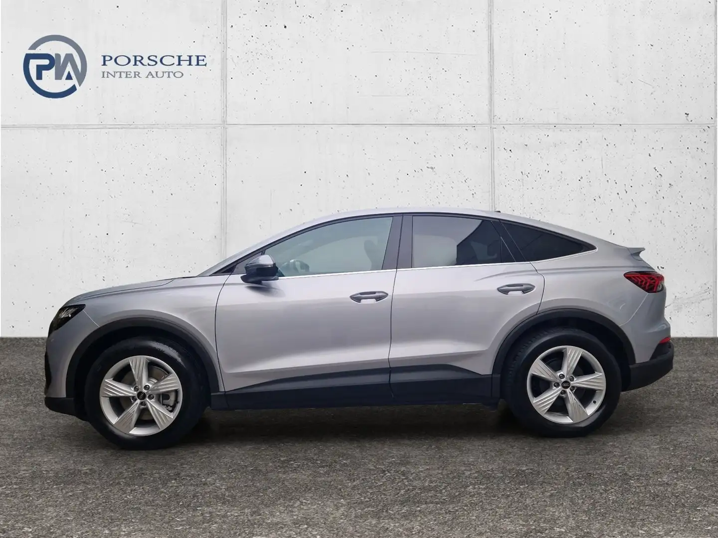 Audi Q4 e-tron Audi Q4 Sportback 45 e-tron Silber - 2