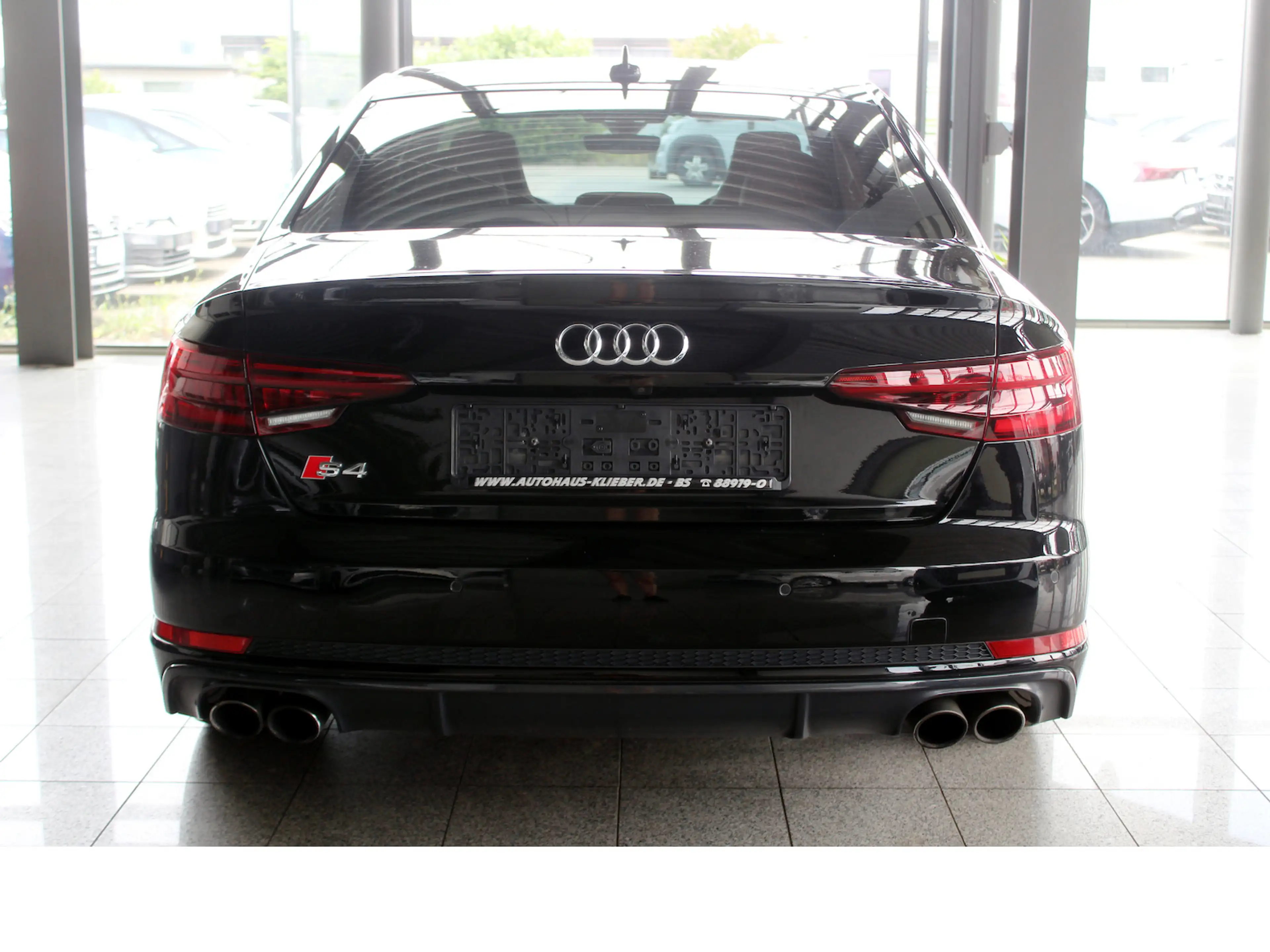 Audi S4 Limo 3.0 TFSI S-Tron GSD*NAV*BLACK*KAM*KEY*LED — photo 15