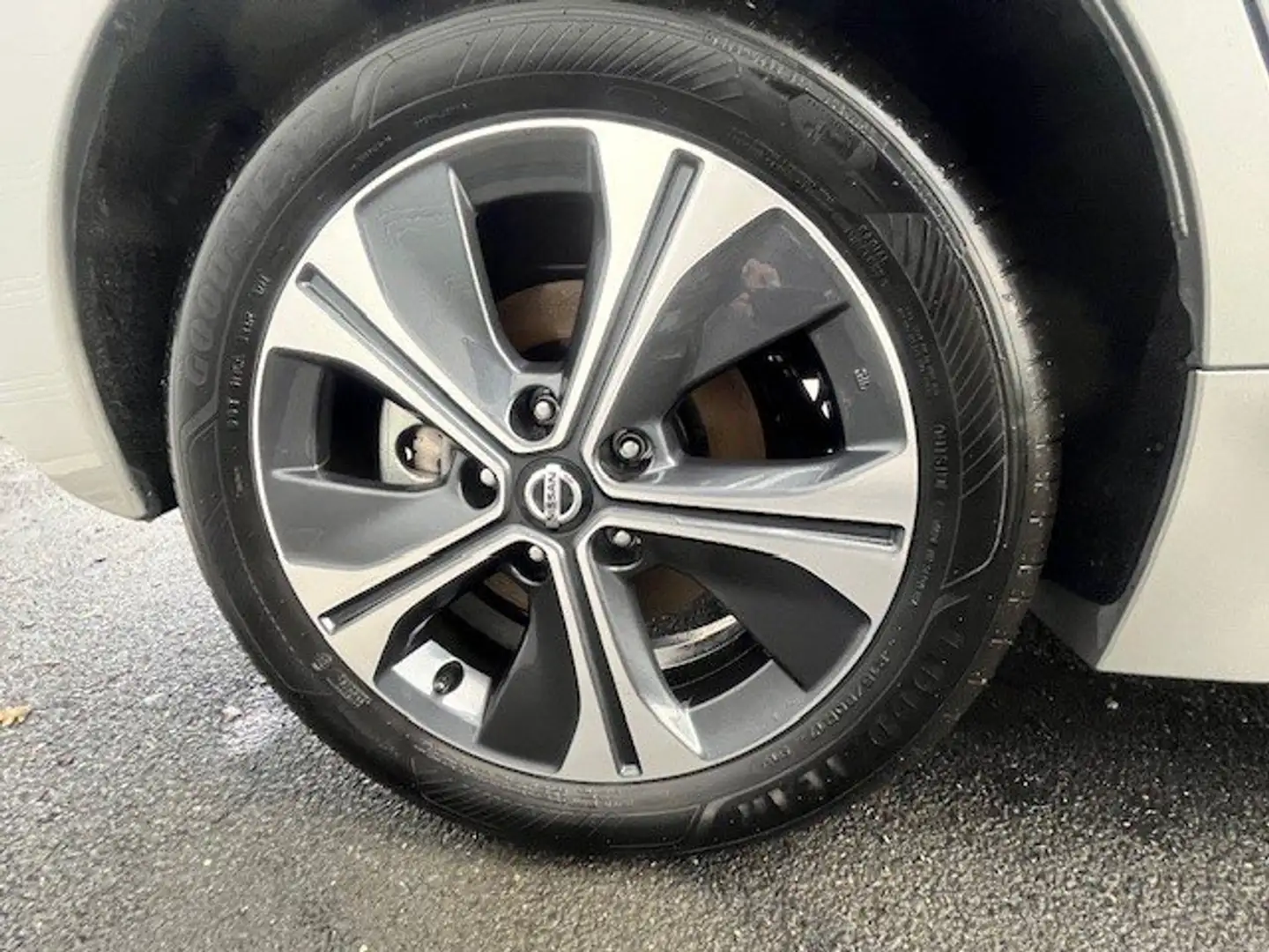 Nissan Leaf 40 kWh Tekna Zilver - 2