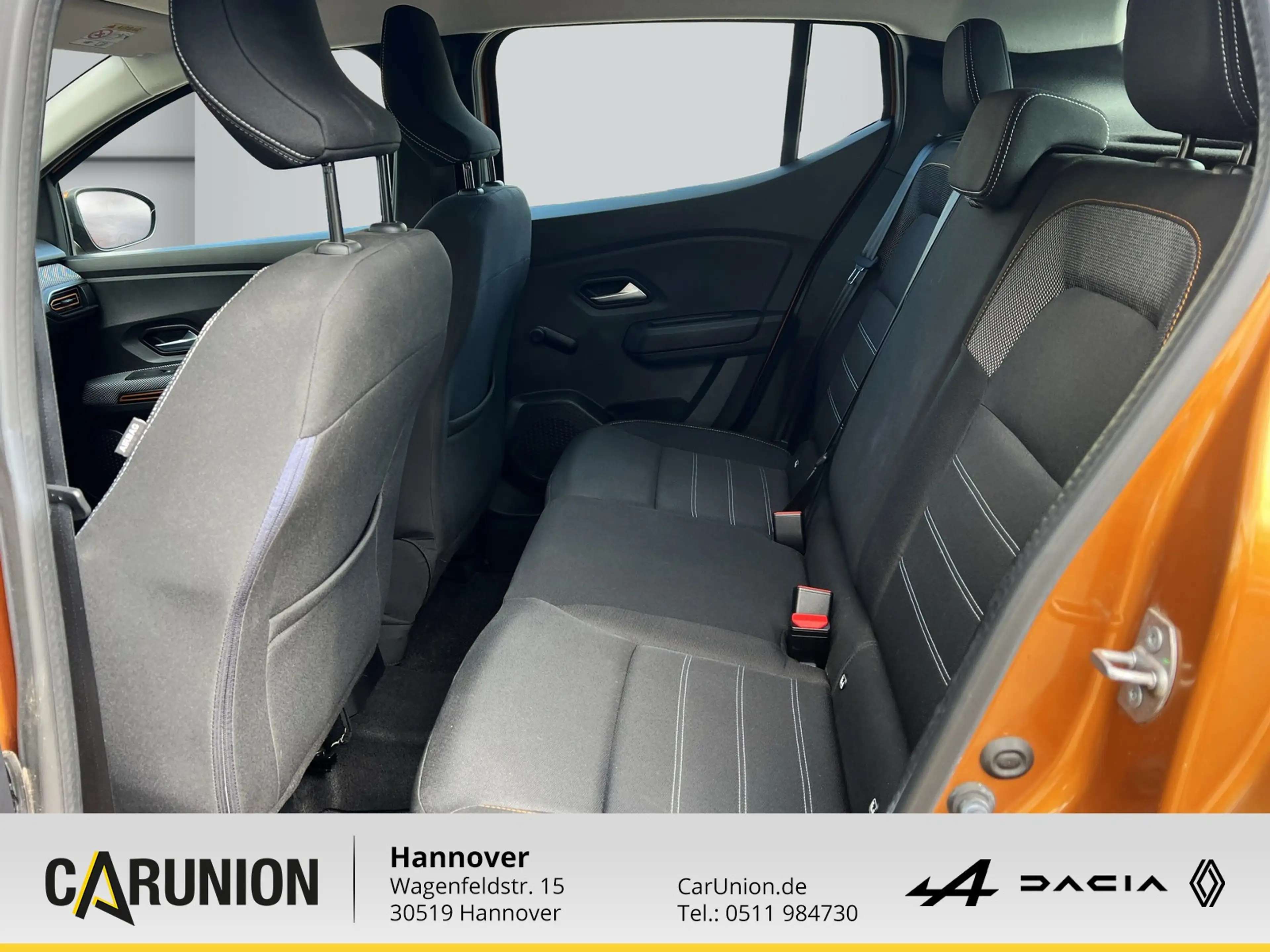 Dacia Sandero Stepway Comfort 1.0 — photo 8