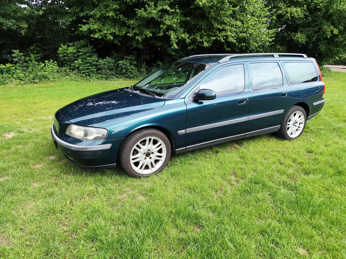 Volvo V70 V70 2.4 G3 Groen - 1
