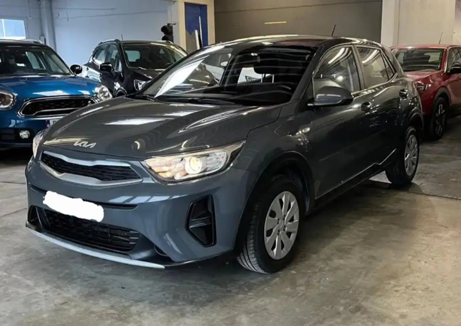 Kia Stonic GPL  Urban 4 CILINDRI Gris - 2