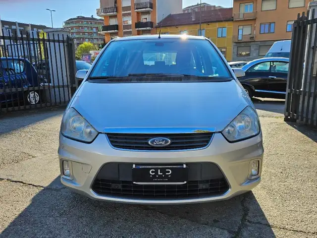 Ford C-Max view 2