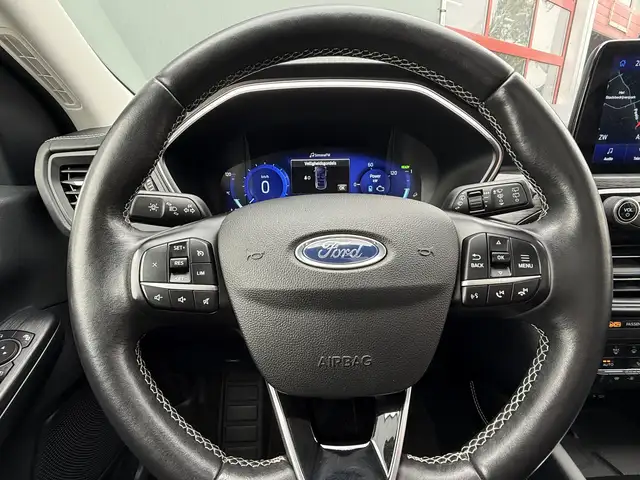 Ford Kuga view 14