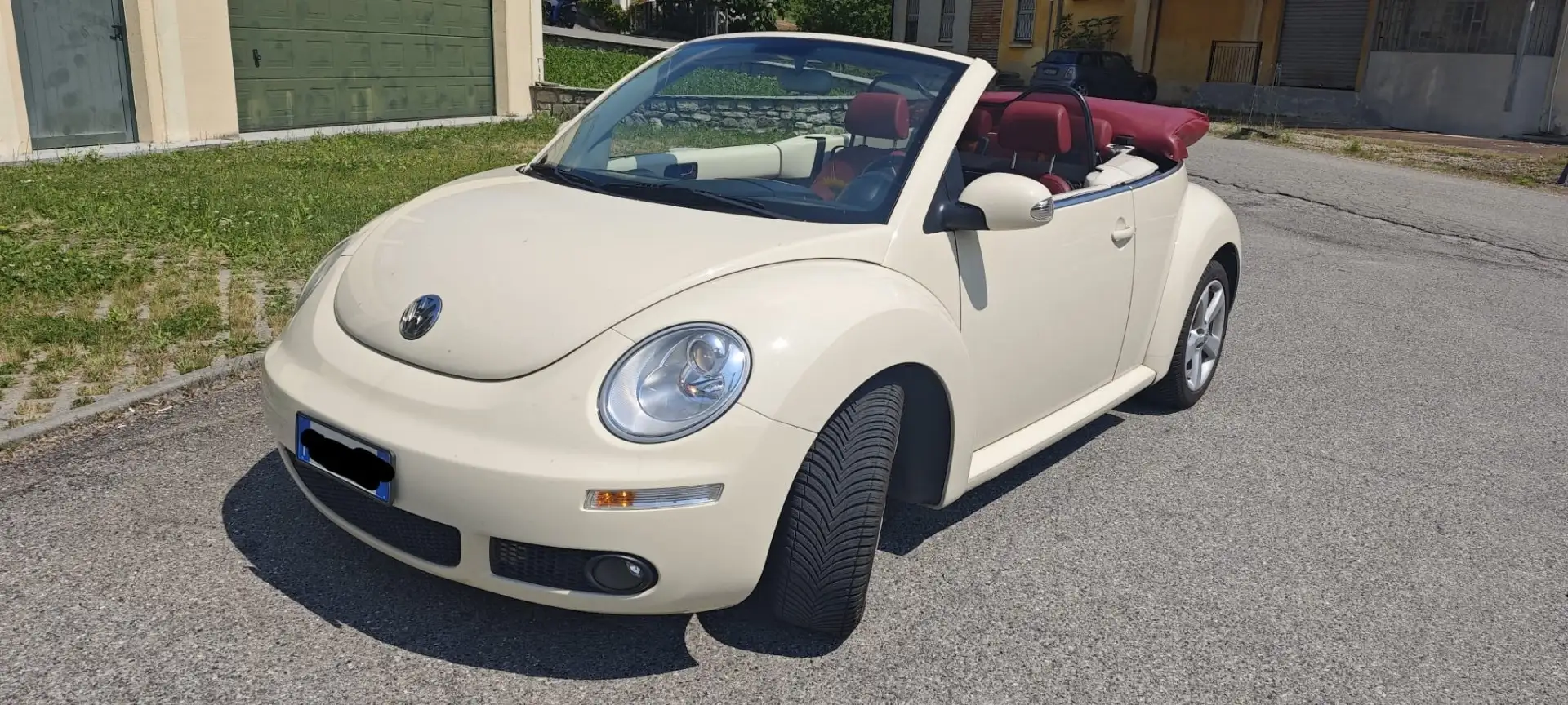 Volkswagen New Beetle Cabrio 1.9 tdi limited Red Edition - 1