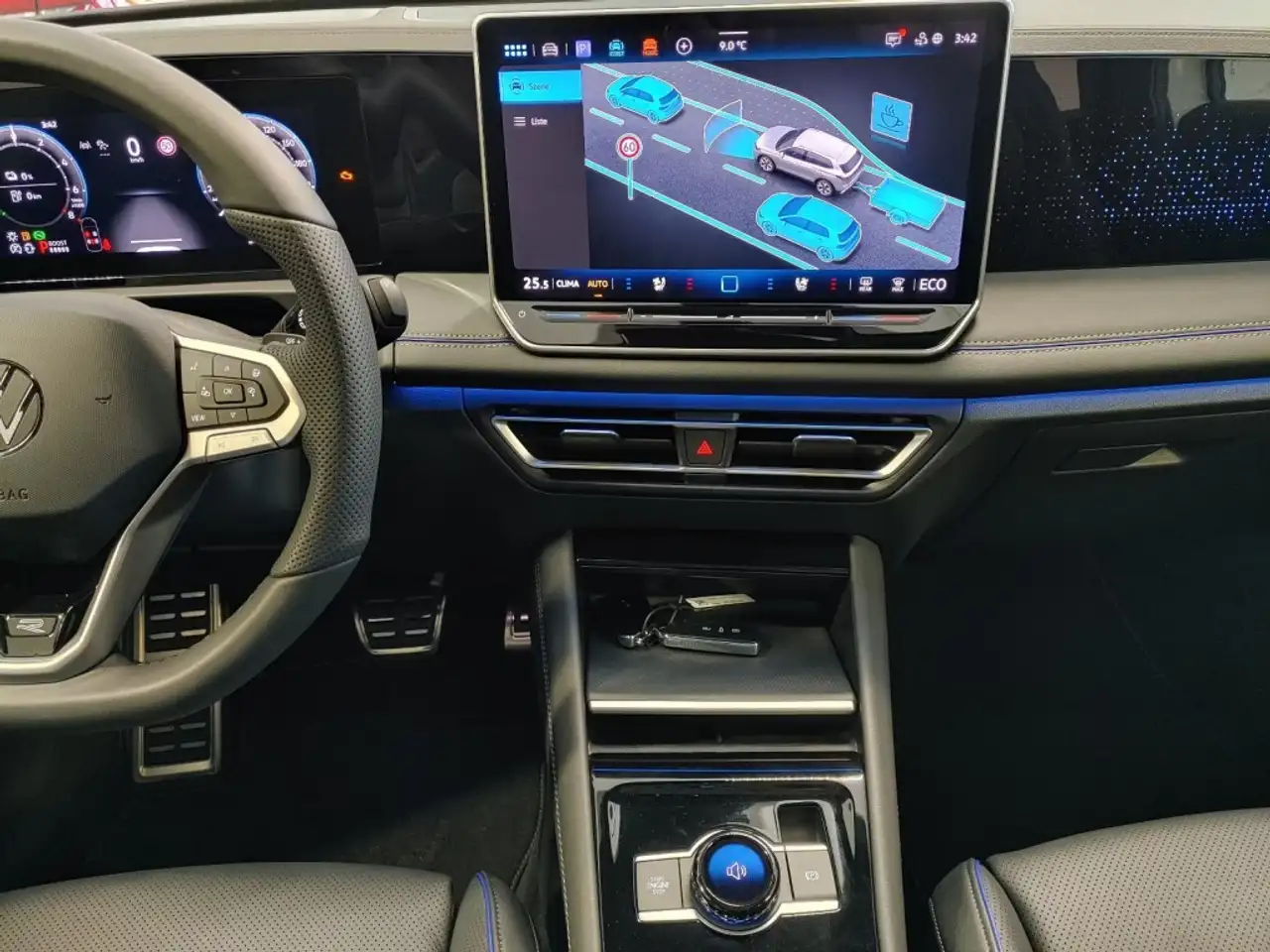 Volkswagen Tiguan 1.5 TSI e-HYBRID 272 PK R-LINE PANO-DAK/CAMERA/TRE 14