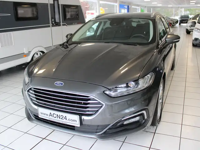 Ford Mondeo Titanium Automatik LED Navi Kamera
