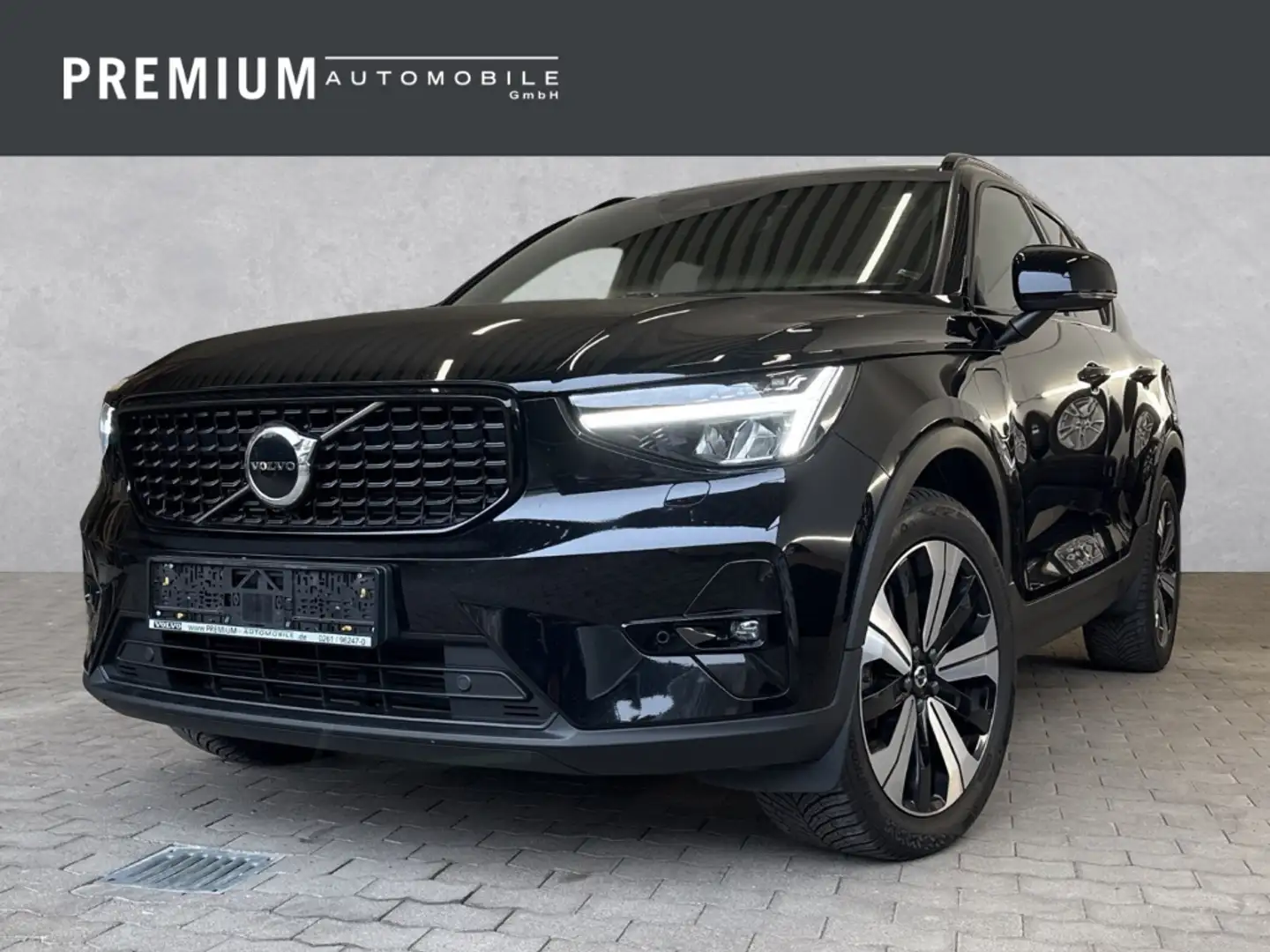 Volvo XC40 Ultimate Dark Recharge Plug-In Hybrid 2WD Harman/K Noir - 1