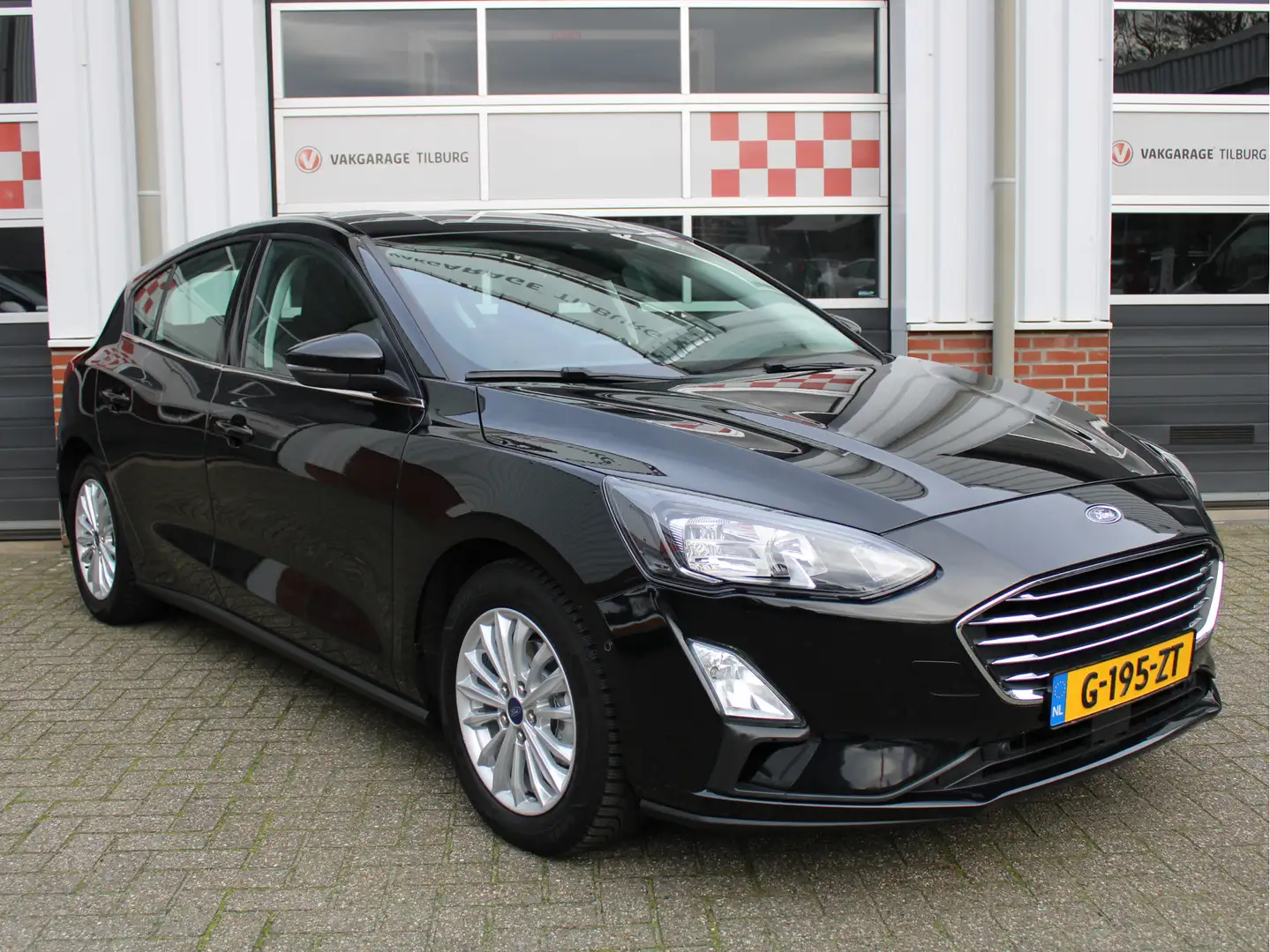 Ford Focus 1.0 EcoBoost 126pk Titanium Business 1e Eig/Dealer Noir - 2